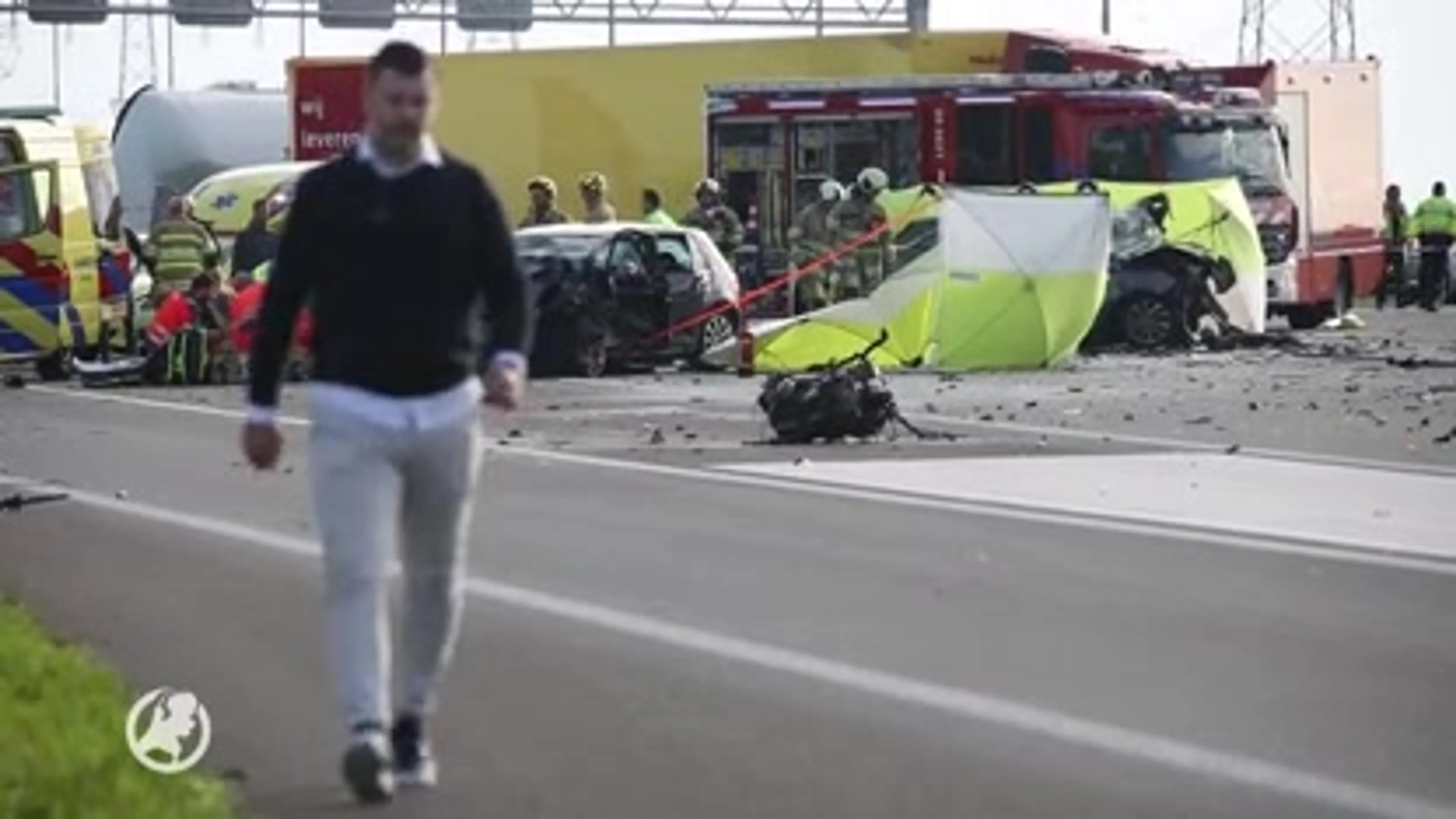 A2 dicht na ernstig ongeluk, mogelijk door spookrijder