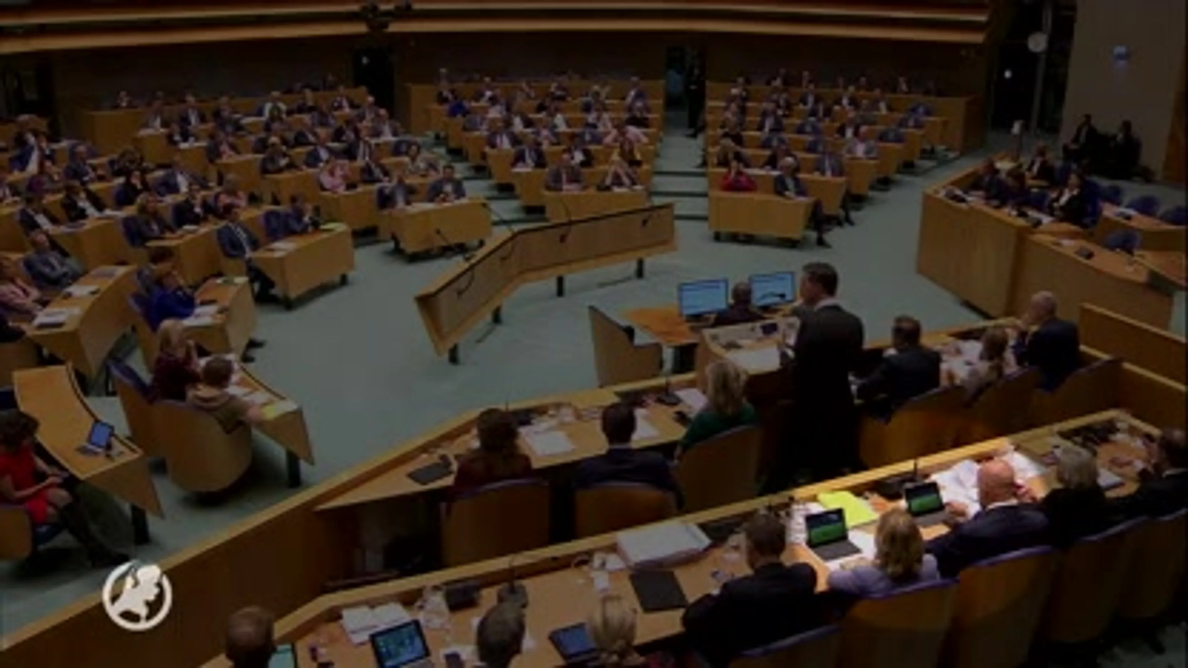 Grapperhaus door het stof: 'Ik ga niet meer voetbal kijken tijdens debat'