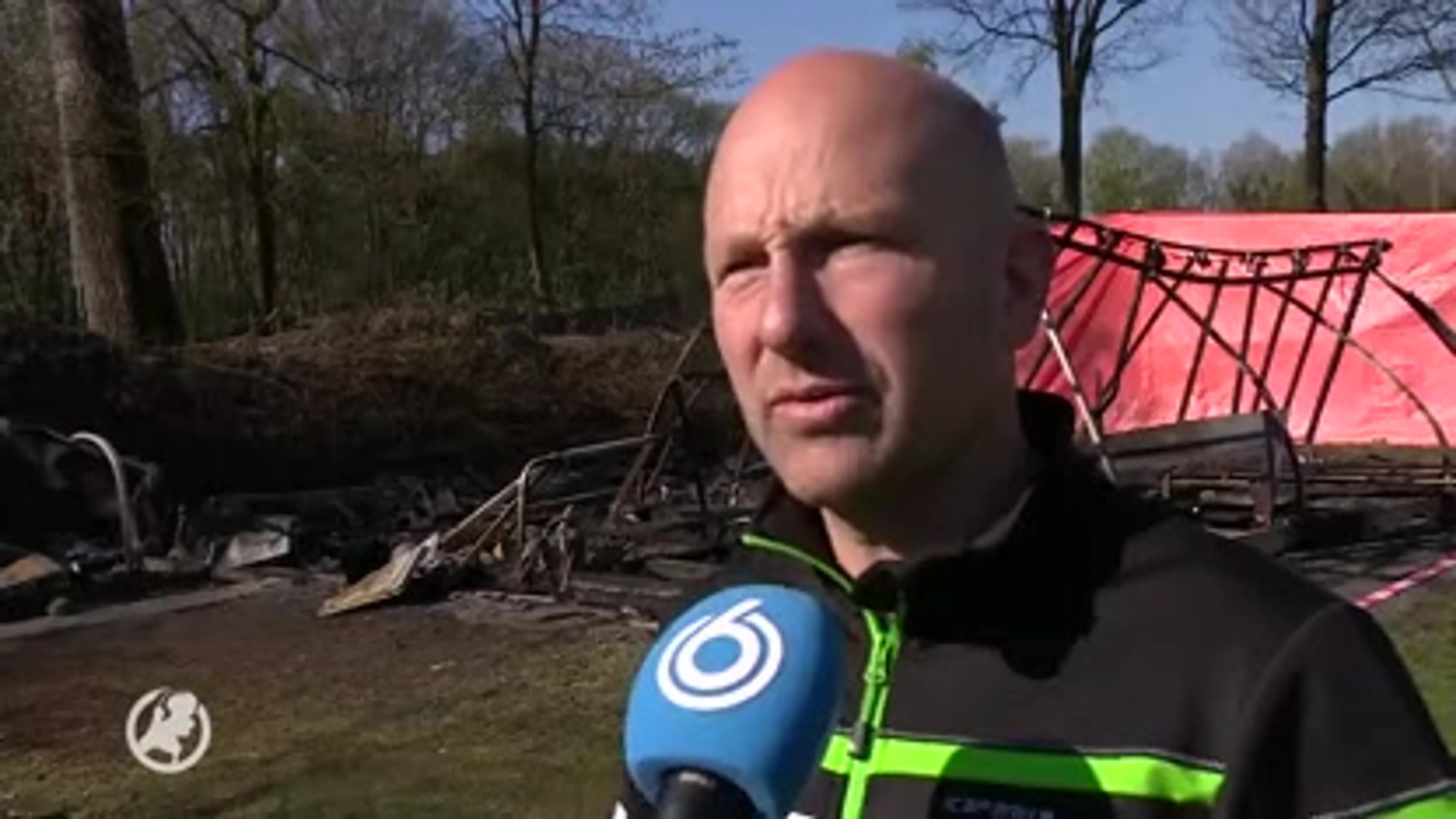 Caravans branden af vlak voor zonnig paasweekend: 'alles wat lief is, is weg'