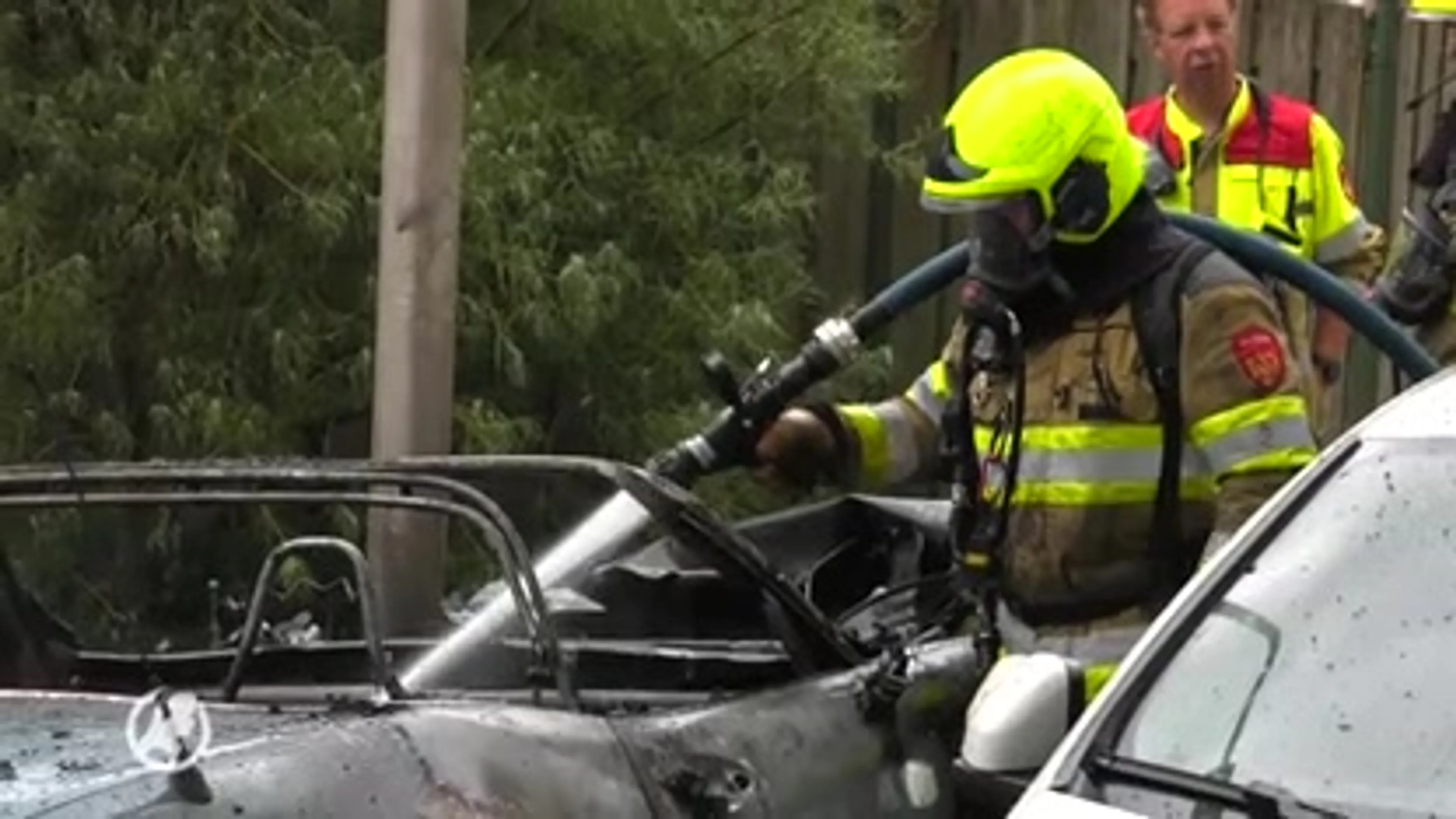 Vier auto's in lichterlaaie in Nijmegen