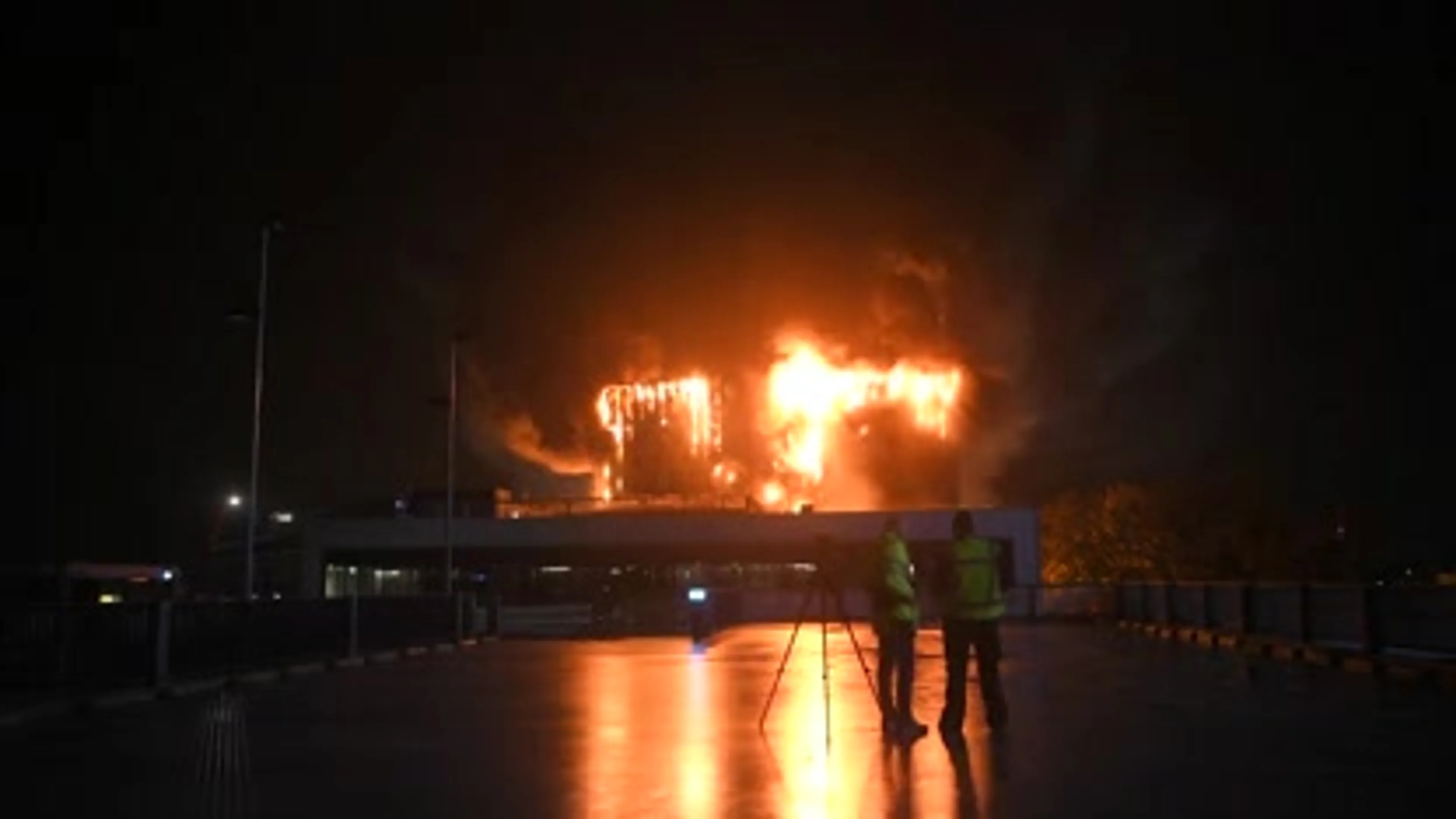 Zeer grote brand op bedrijventerrein Son en Breugel