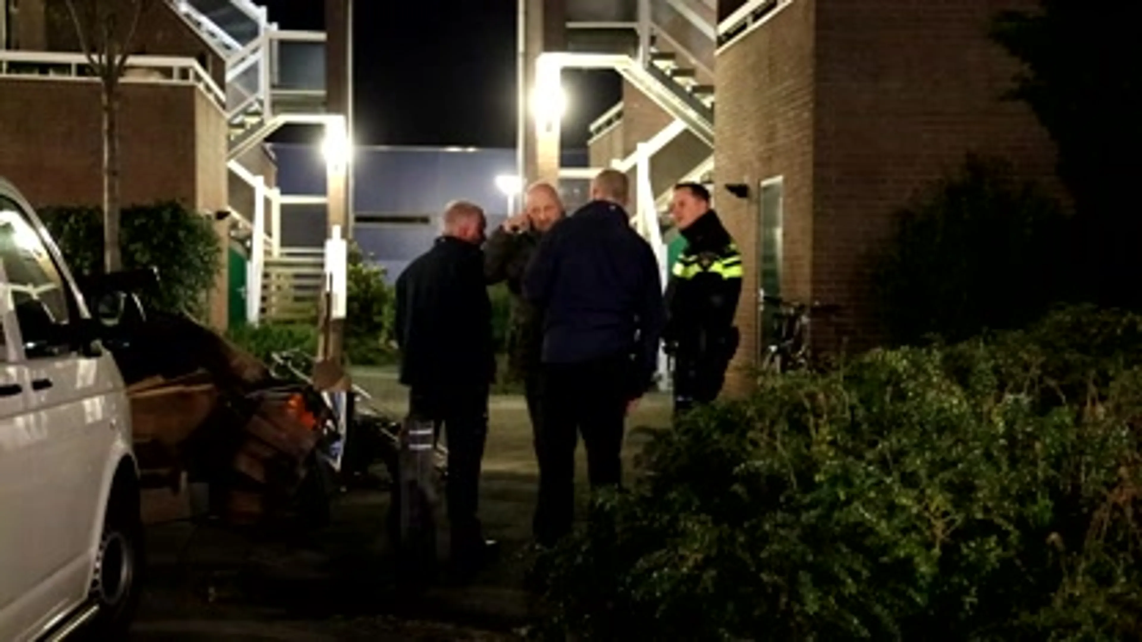 Drie mannen overvallen woning in Uden, bewoner raakt gewond