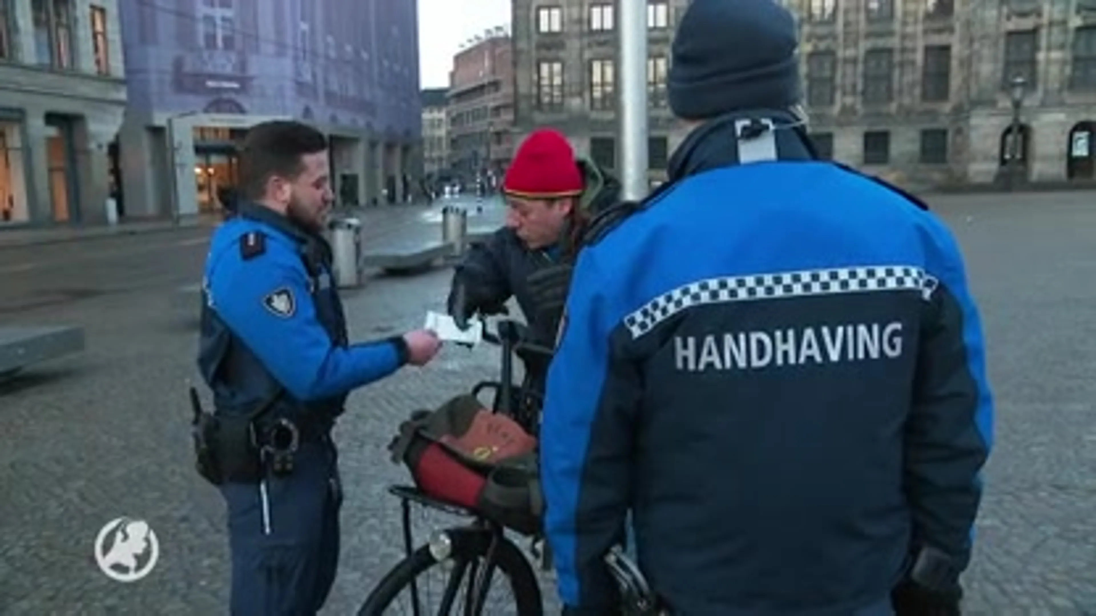 'Boa's krijgen pepperspray en mogelijk wapenstok en taser'