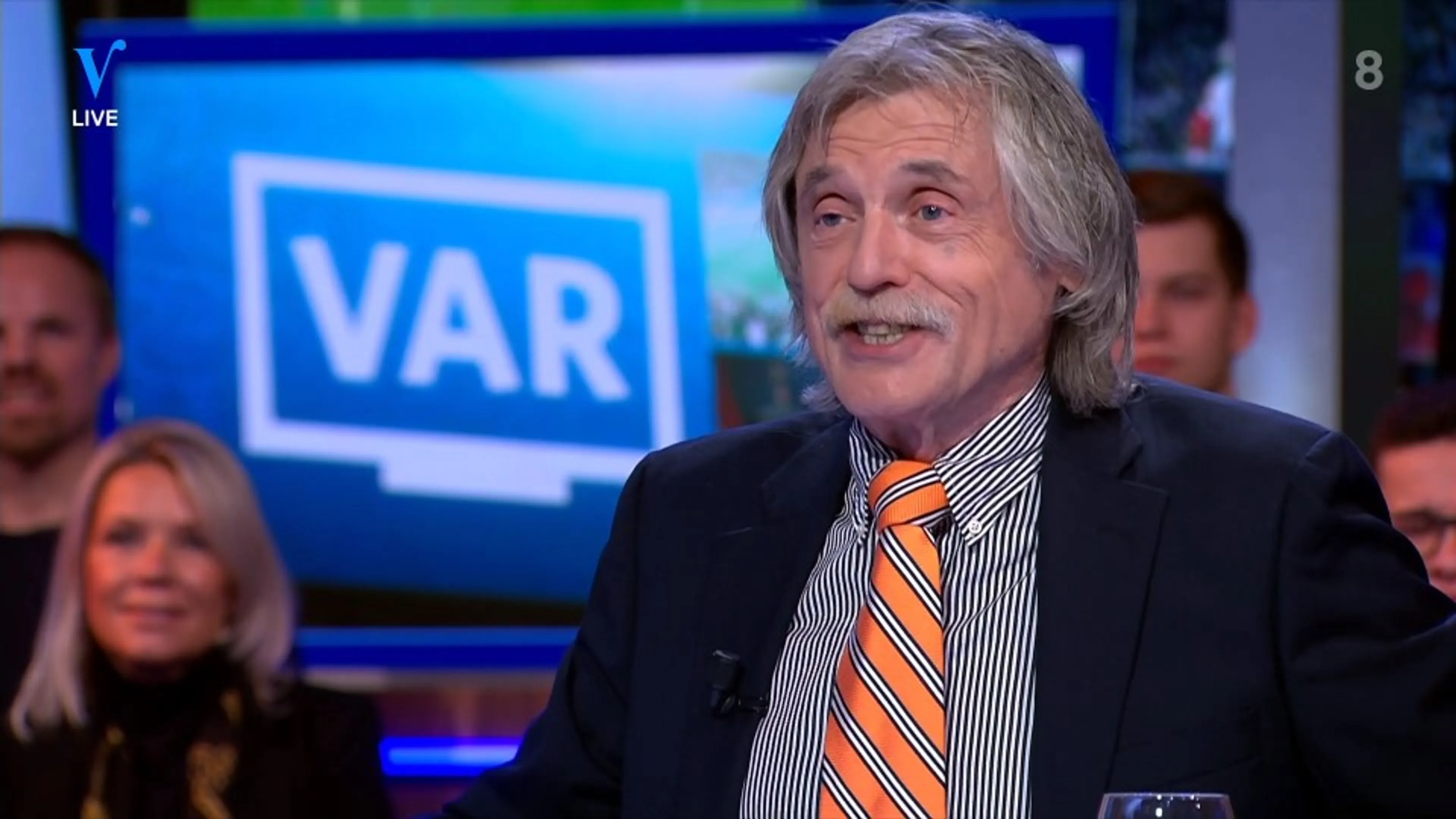 Johan ergert zich kapot aan de VAR