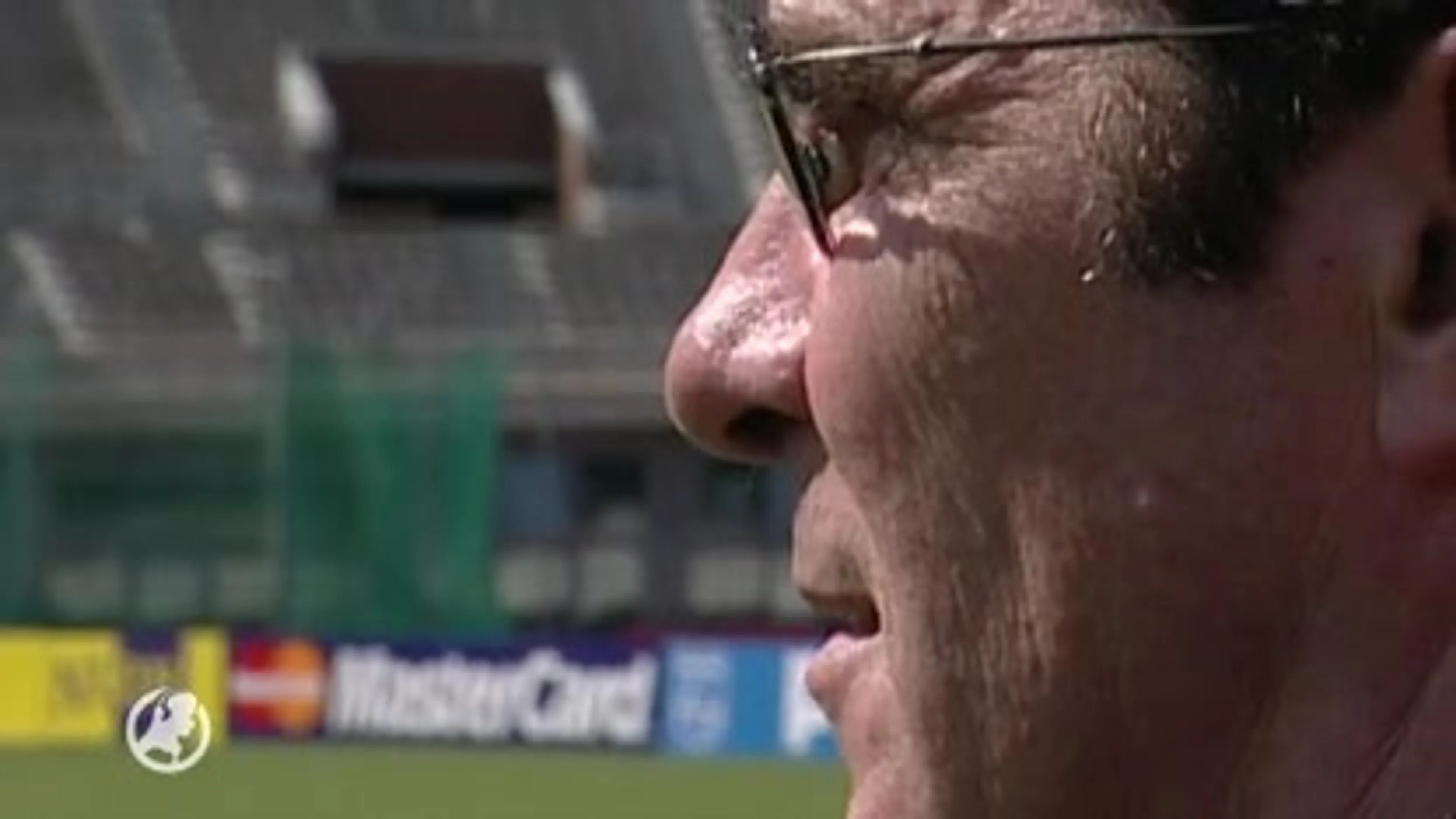 Willem van Hanegem viert 75e verjaardag en indrukwekkende loopbaan