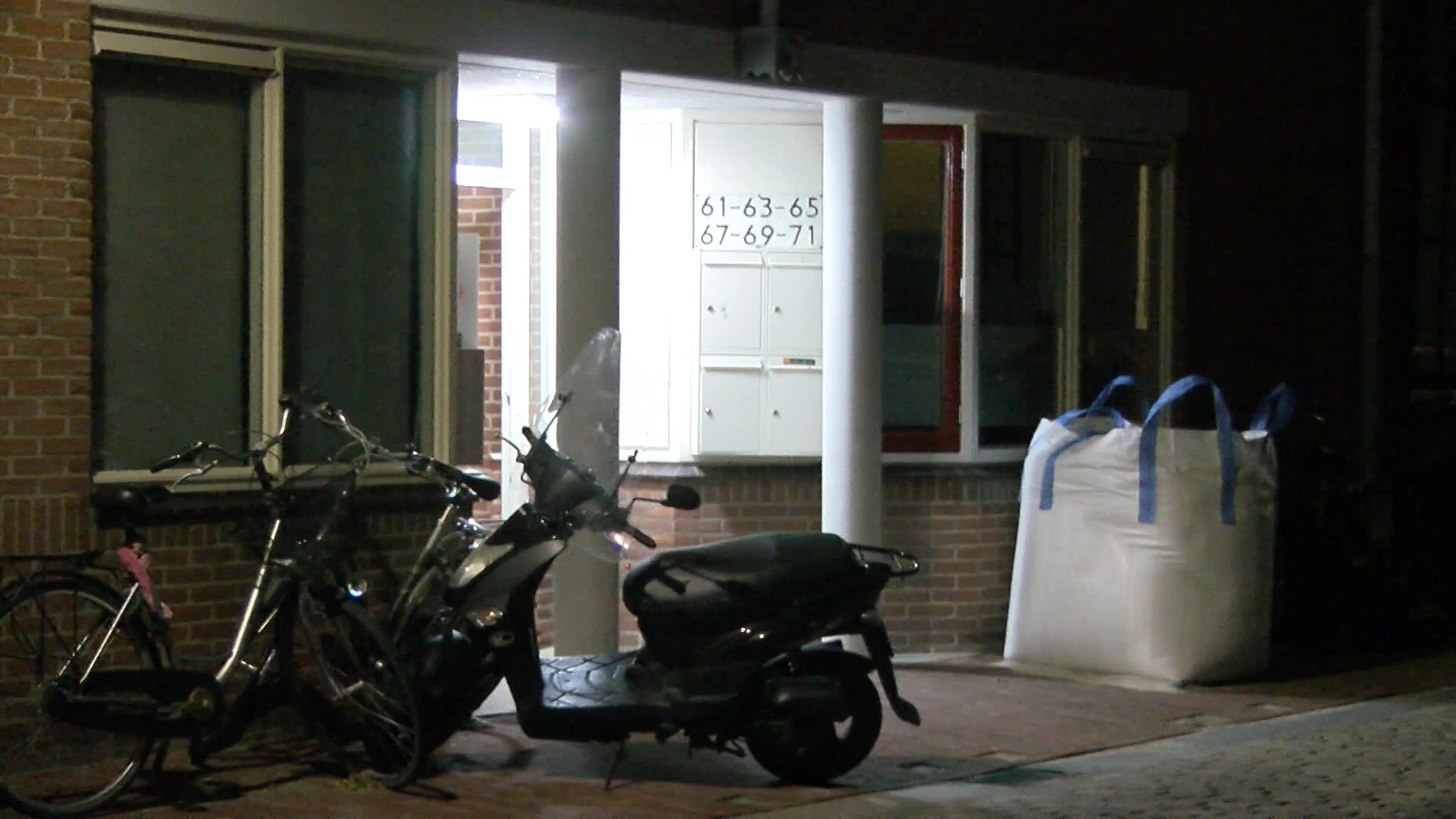 Politieonderzoek in Molenstraat in Vlissingen na mogelijke steekpartij