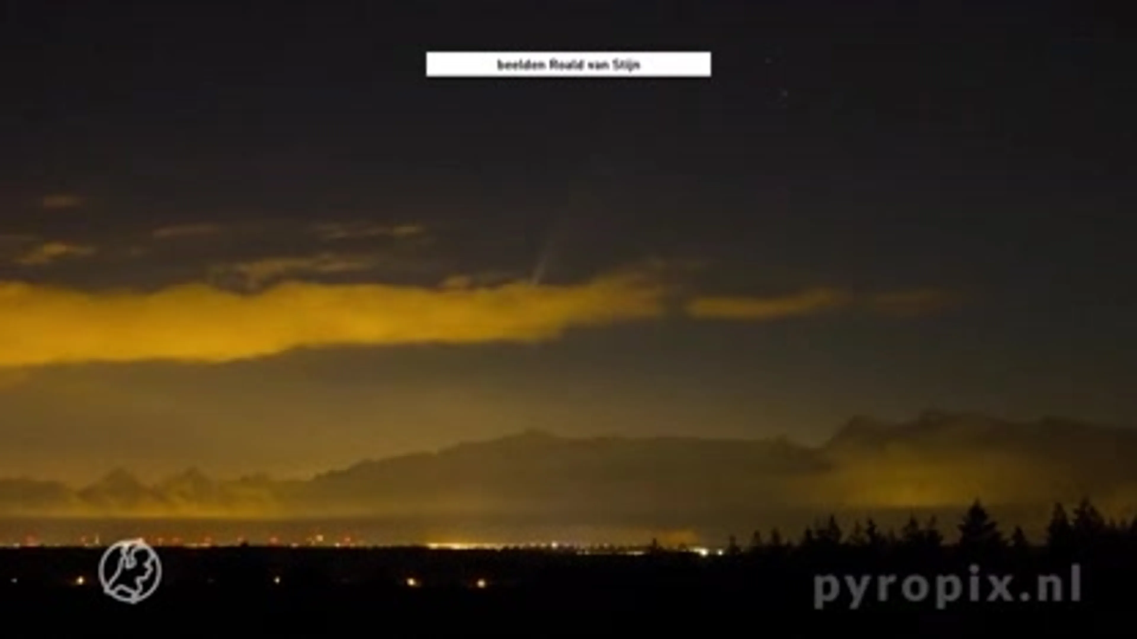 Timelapse: komeet Neowise met het blote oog zichtbaar in Nederland