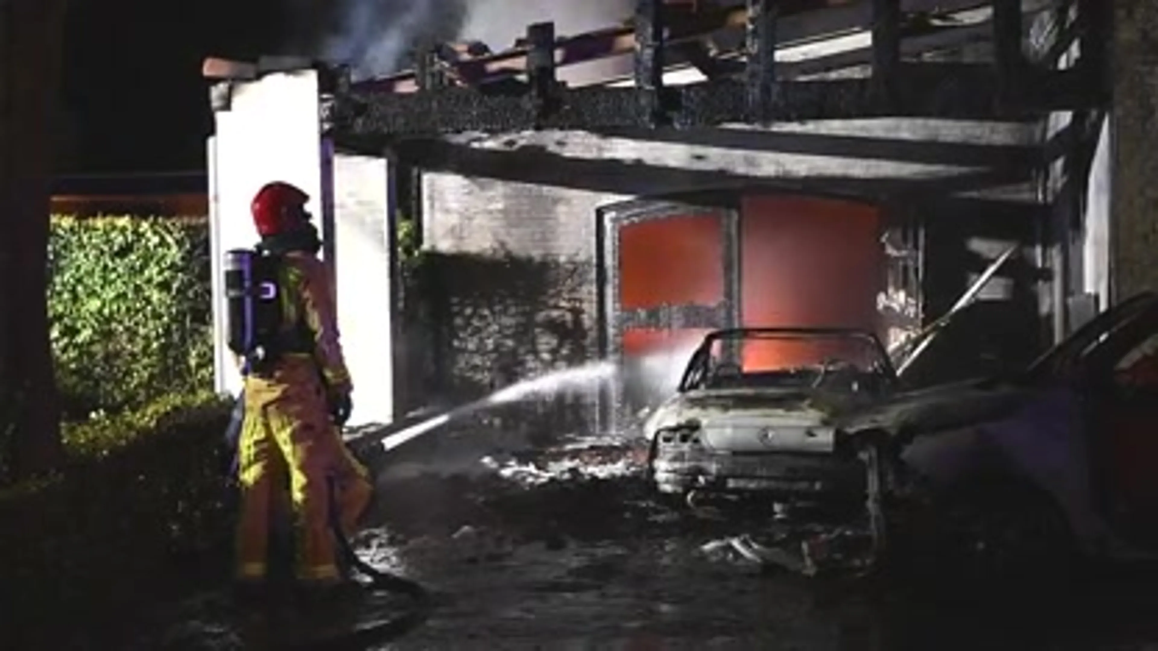 Uitslaande brand woning Bergeijk, politie onderzoekt brandstichting