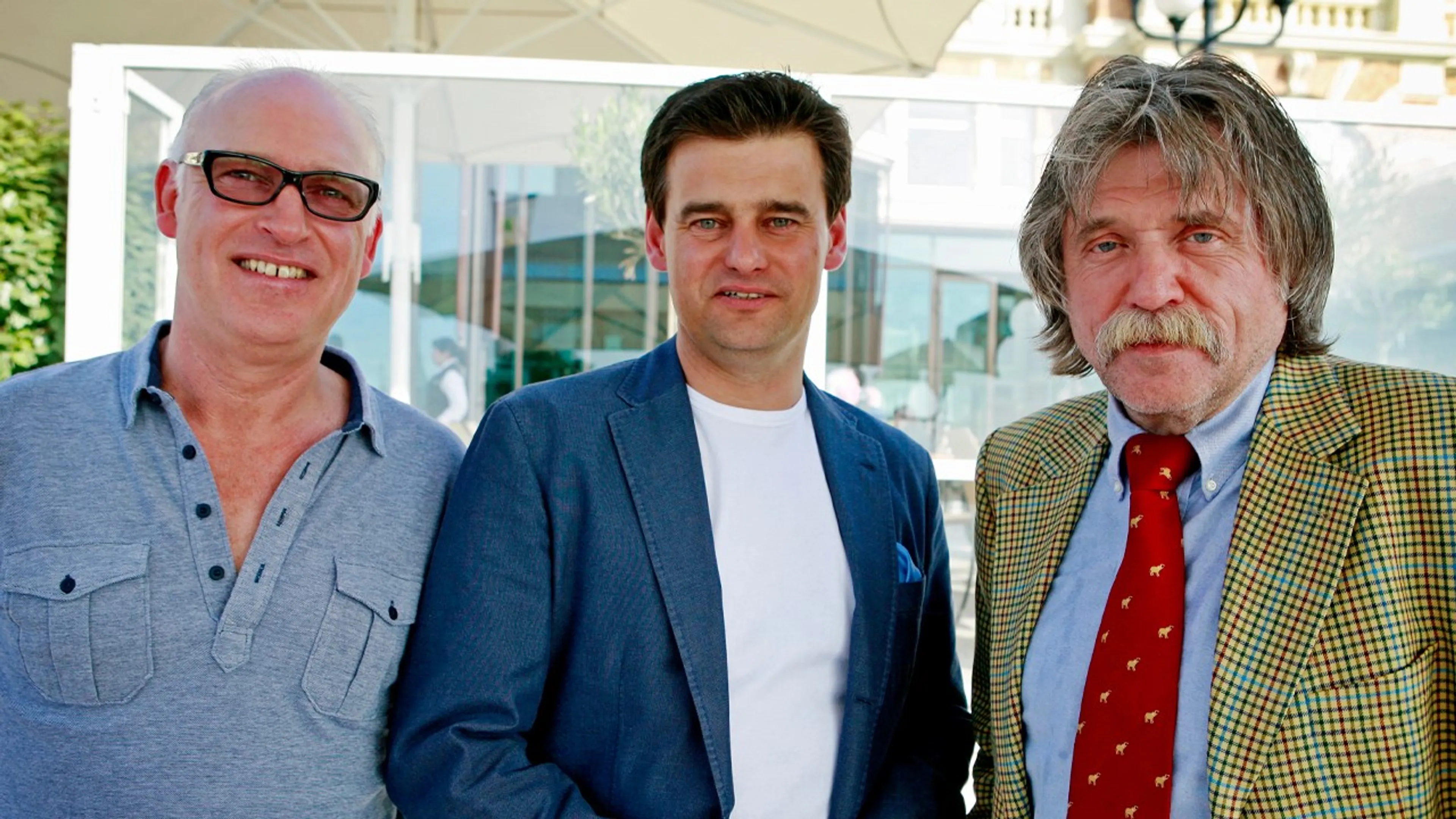 Johan doet voorstel: Songfestival en VI Oranje naar Drenthe?
