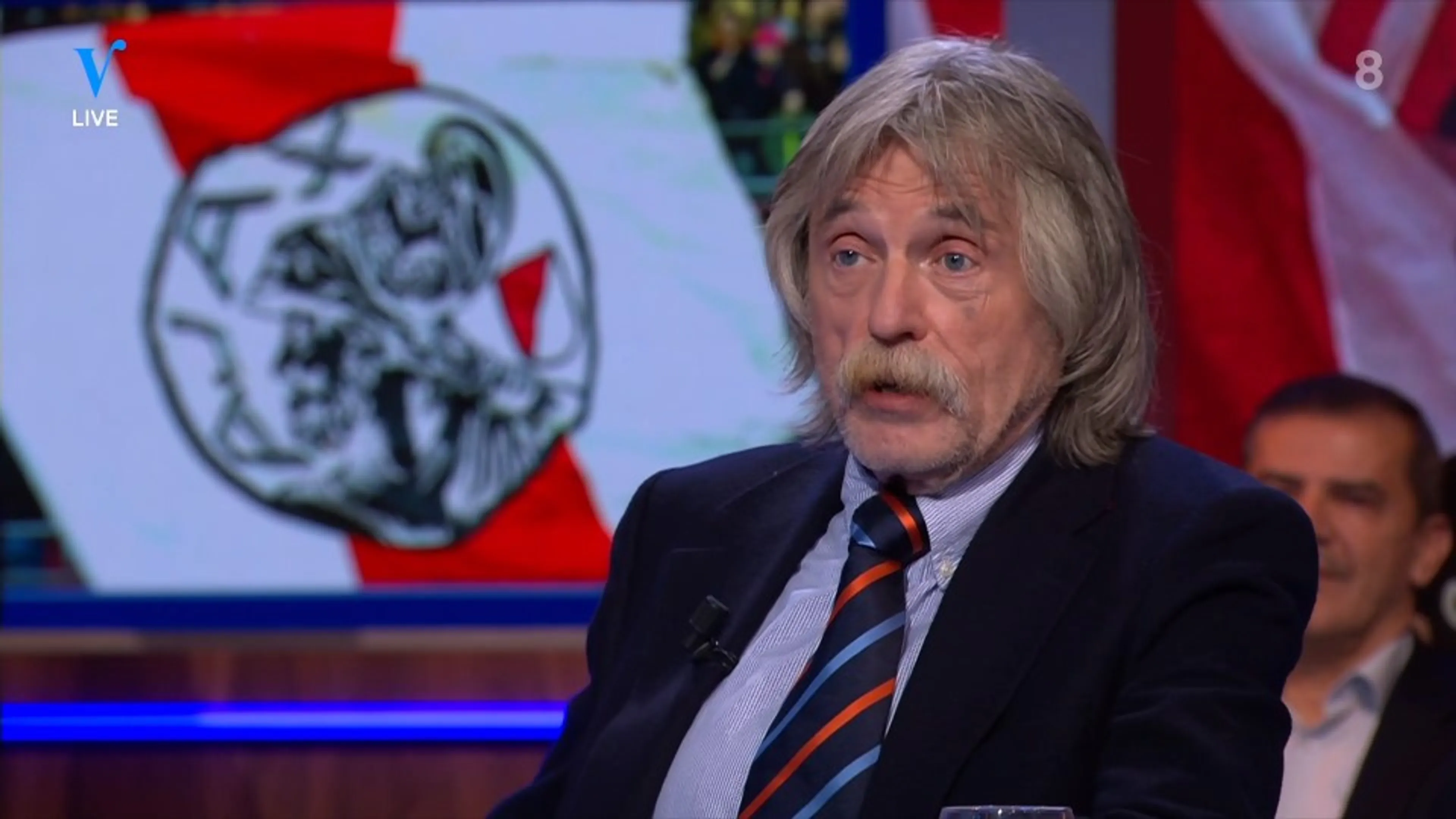 Johan over het uitstellen van Ajax - PEC: 'Uitstekende beslissing!'