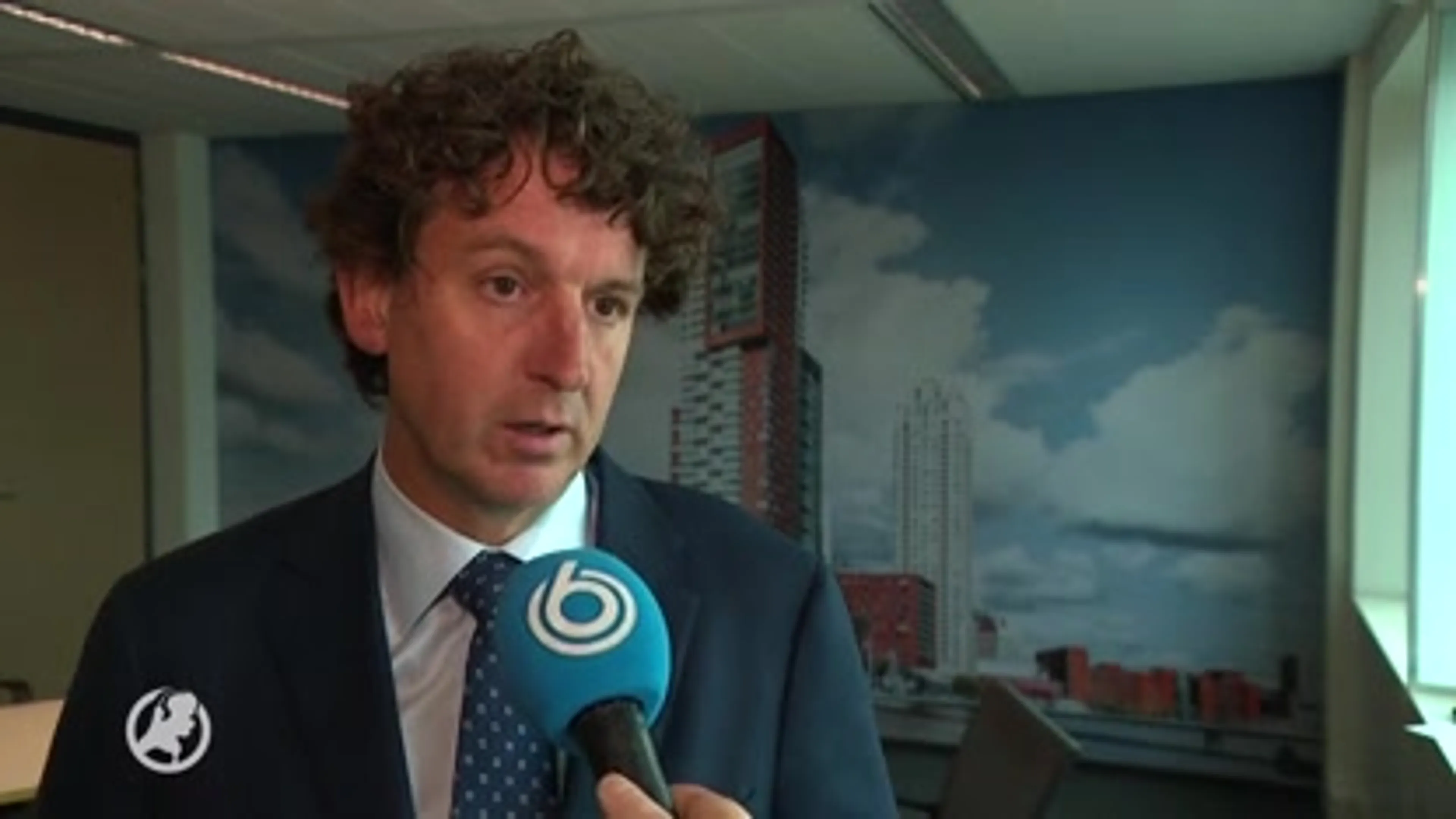 Stadsbestuur vraagt verdachte Haagse wethouders tijdelijk terug te treden