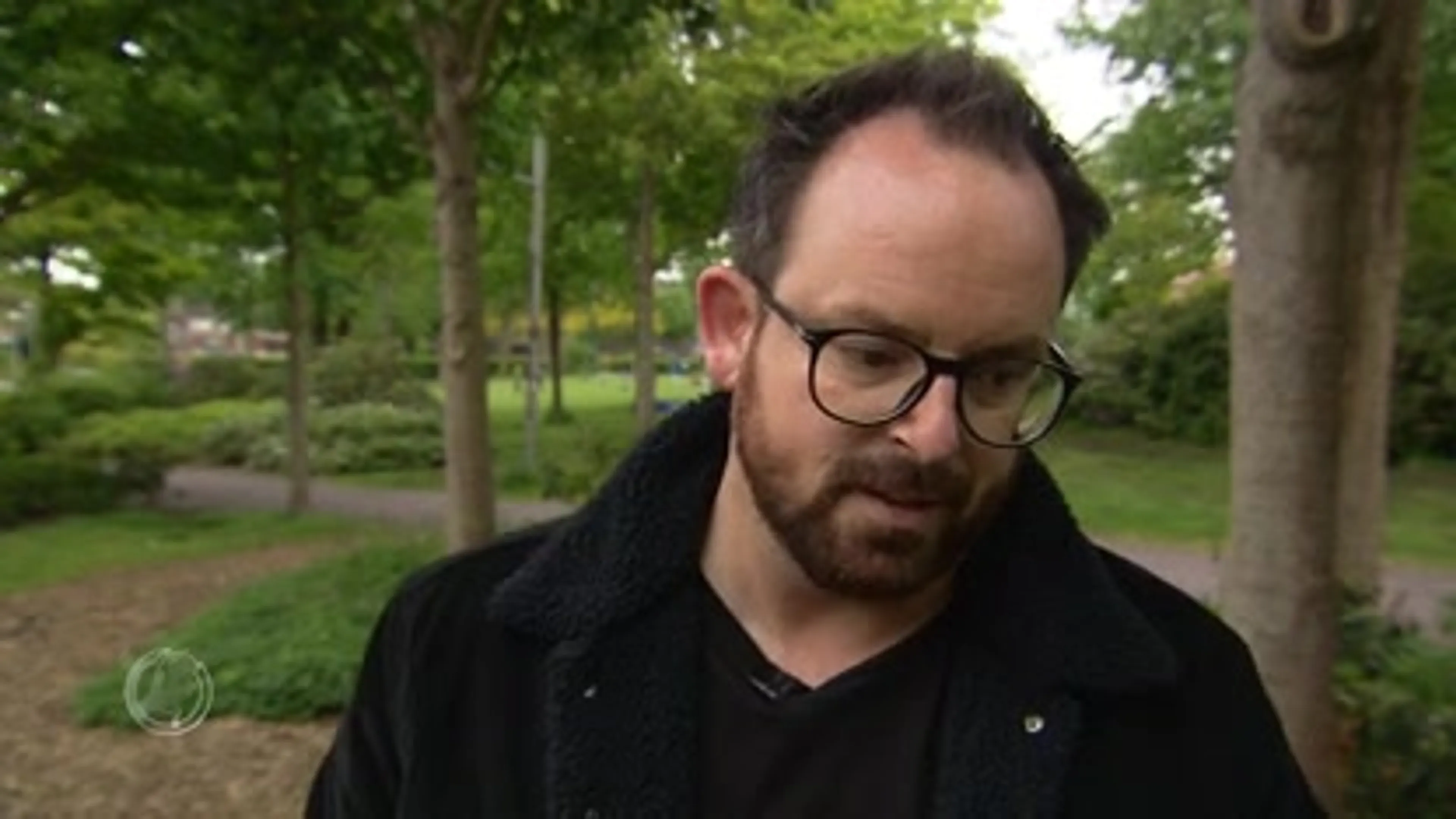 Misdaadjournalist Thijs Zeemaan confronteert verdwenen Johnsons met vragen over dood Ivana