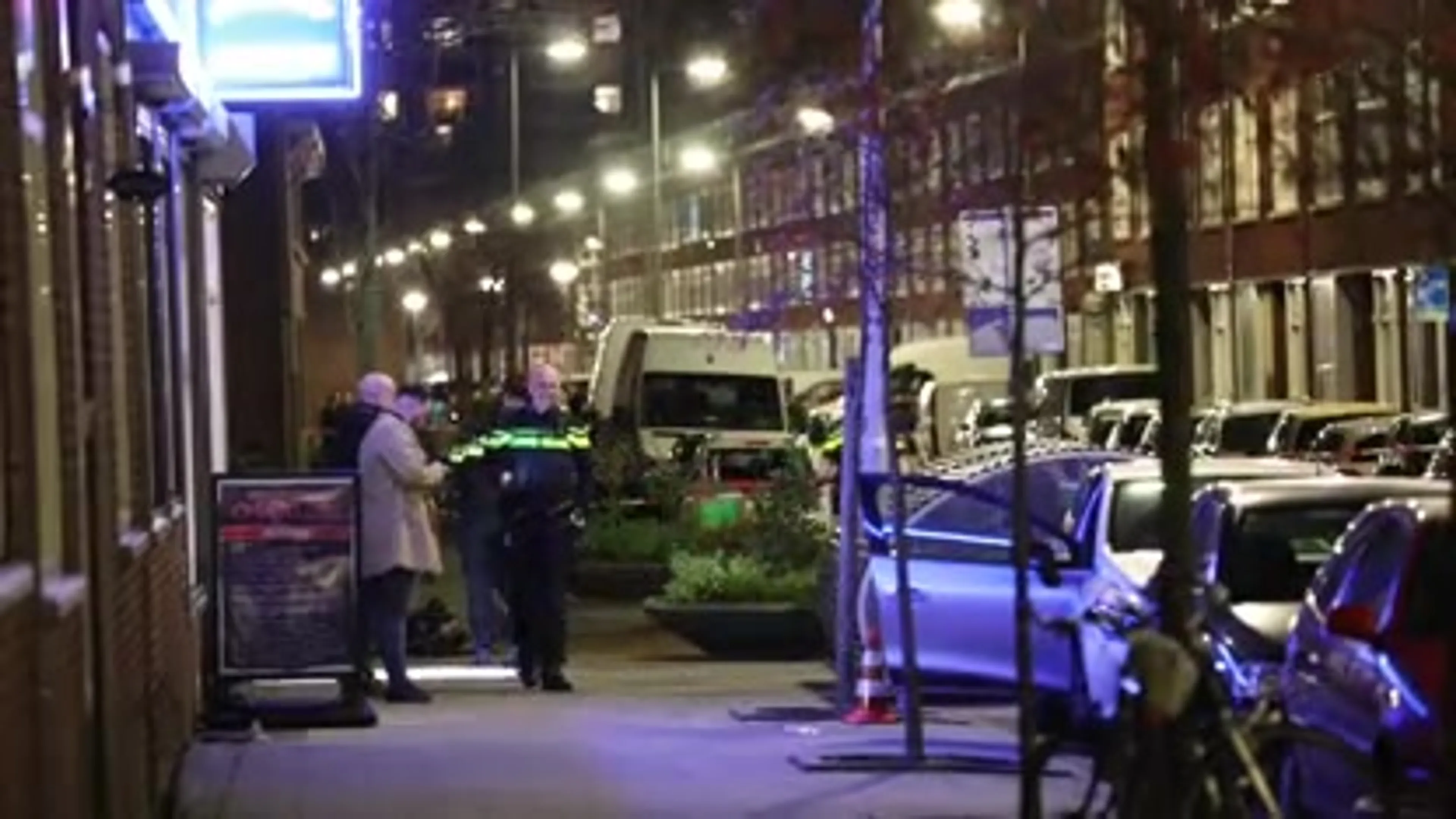 Twee zwaargewonden bij schietpartij in Rotterdam, daders nog voortvluchtig