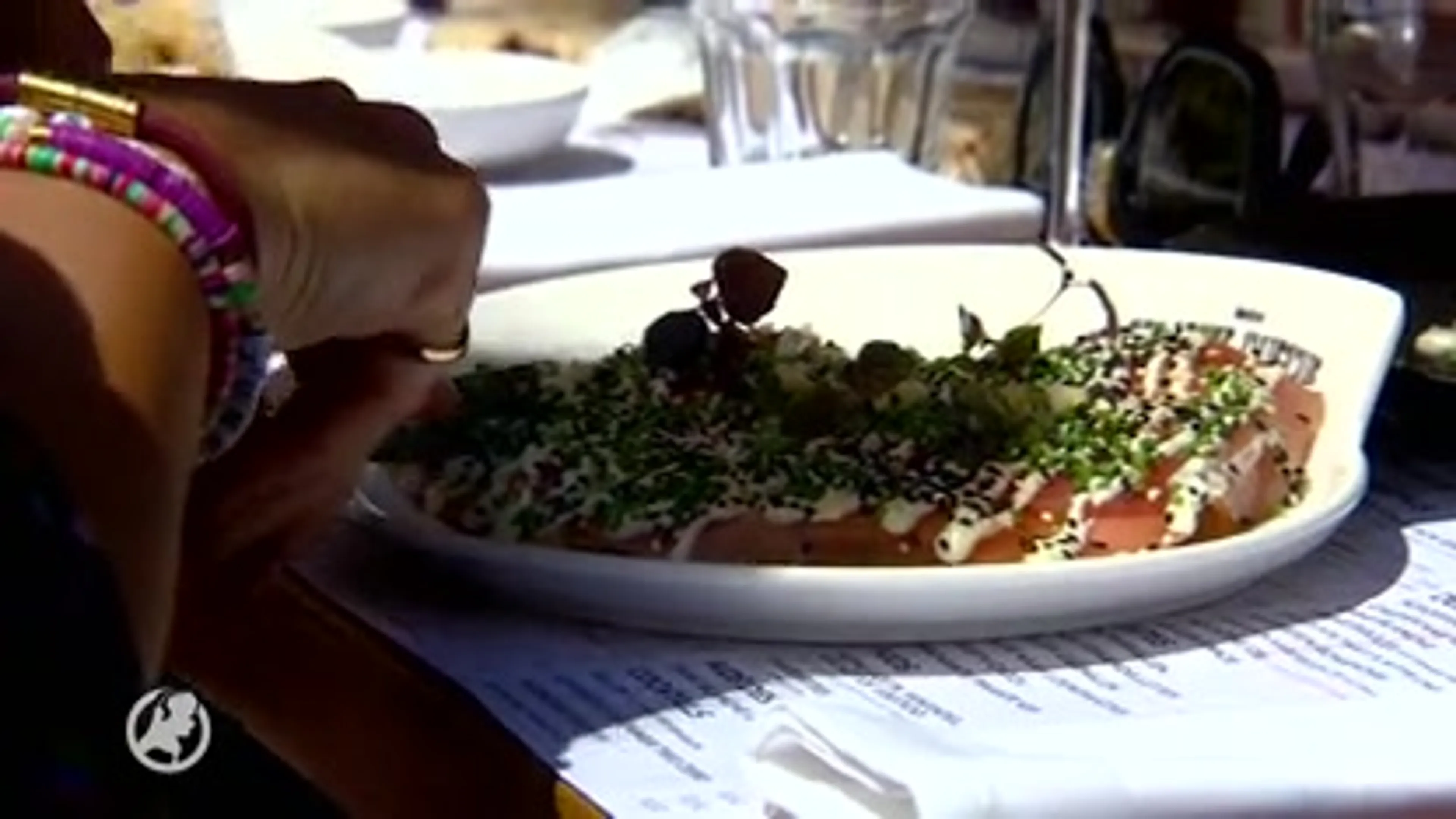 De horeca mag weer, terrassen weer vol na maandenlange sluiting: 'We gaan weer knallen'