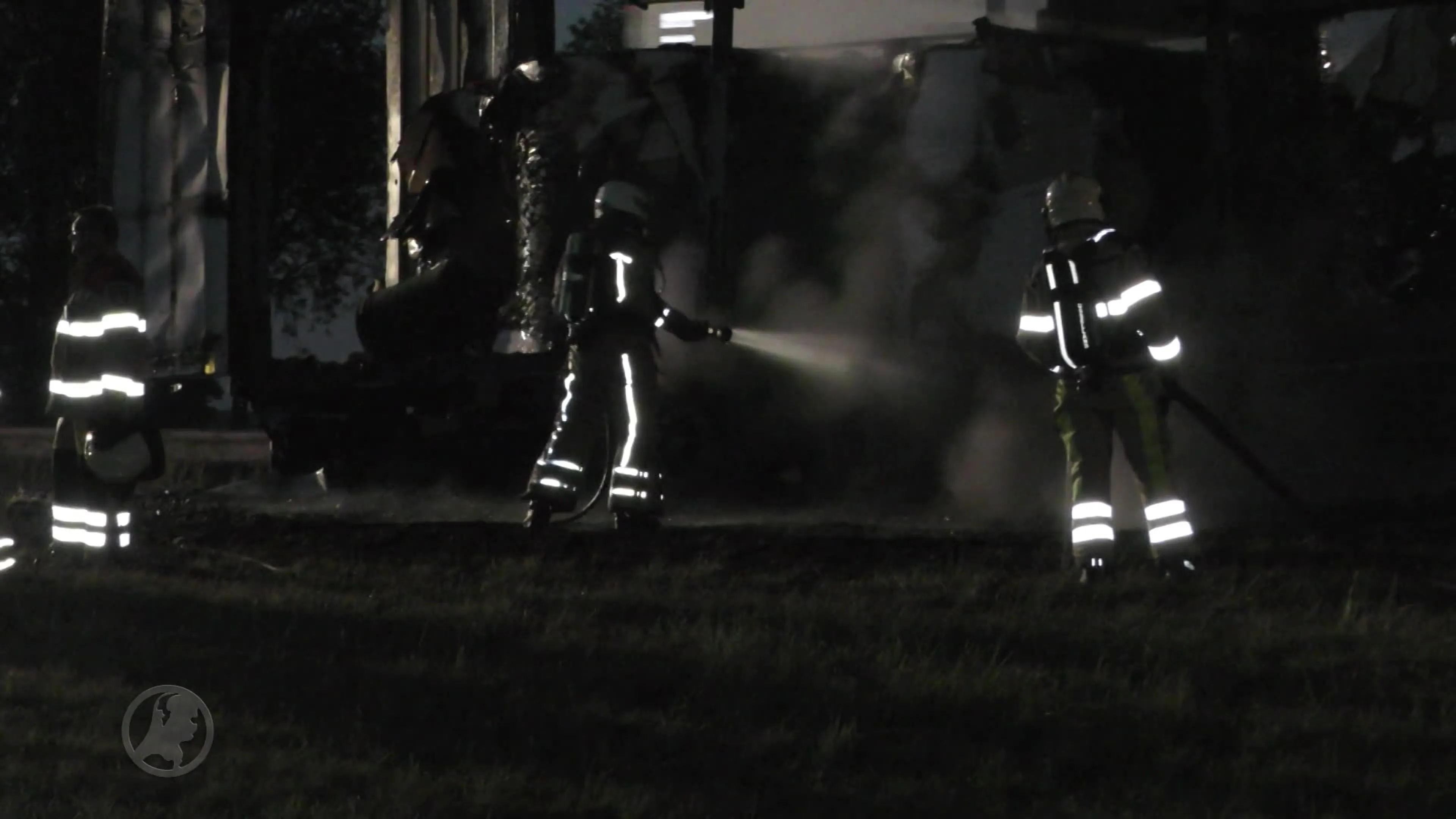 Kilometers file nadat vrachtwagen op A28 in brand vliegt