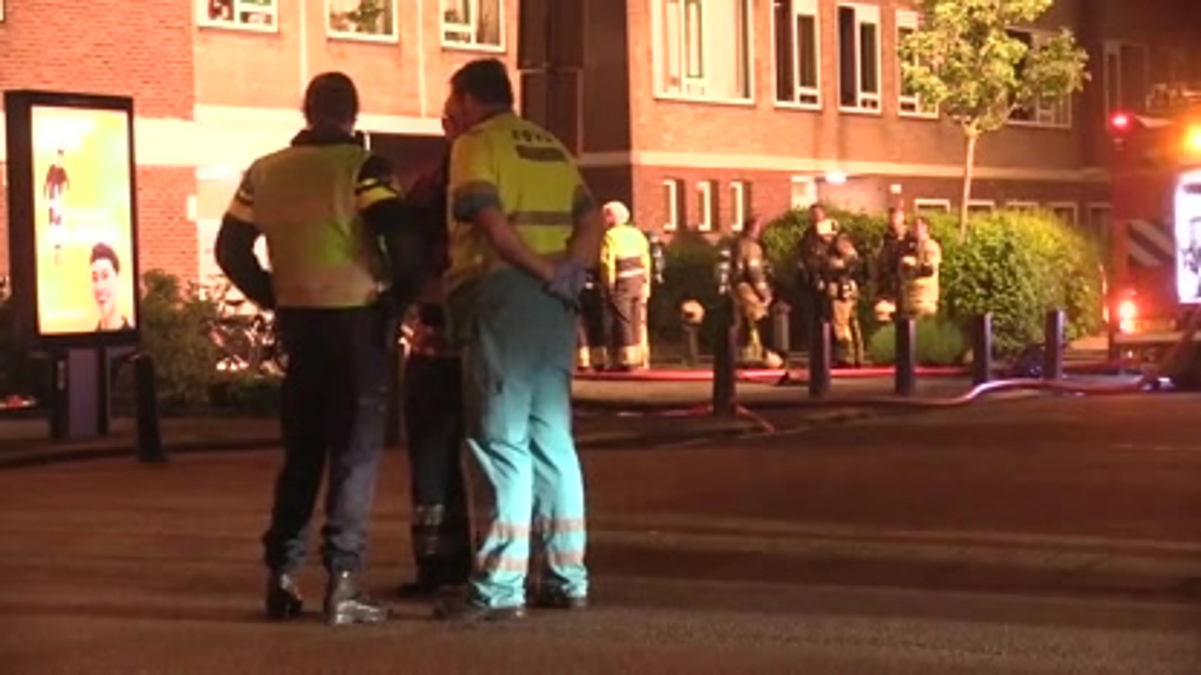 Omwonenden vluchten uit huis bij kelderbrand Utrecht