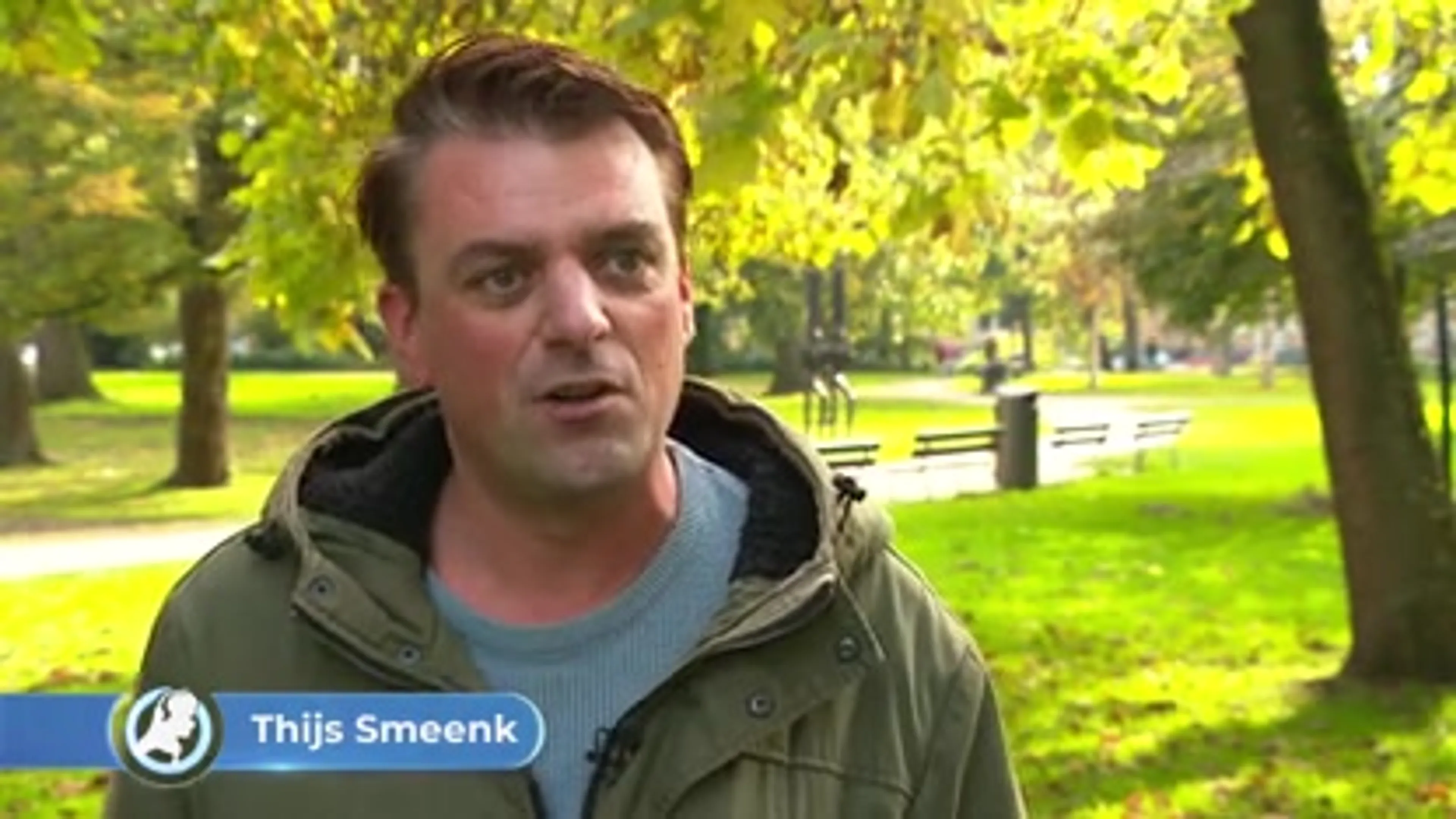 Voetballers pleiten voor homoacceptatie met regenboogband: 'Homo zijn blijft een taboe'