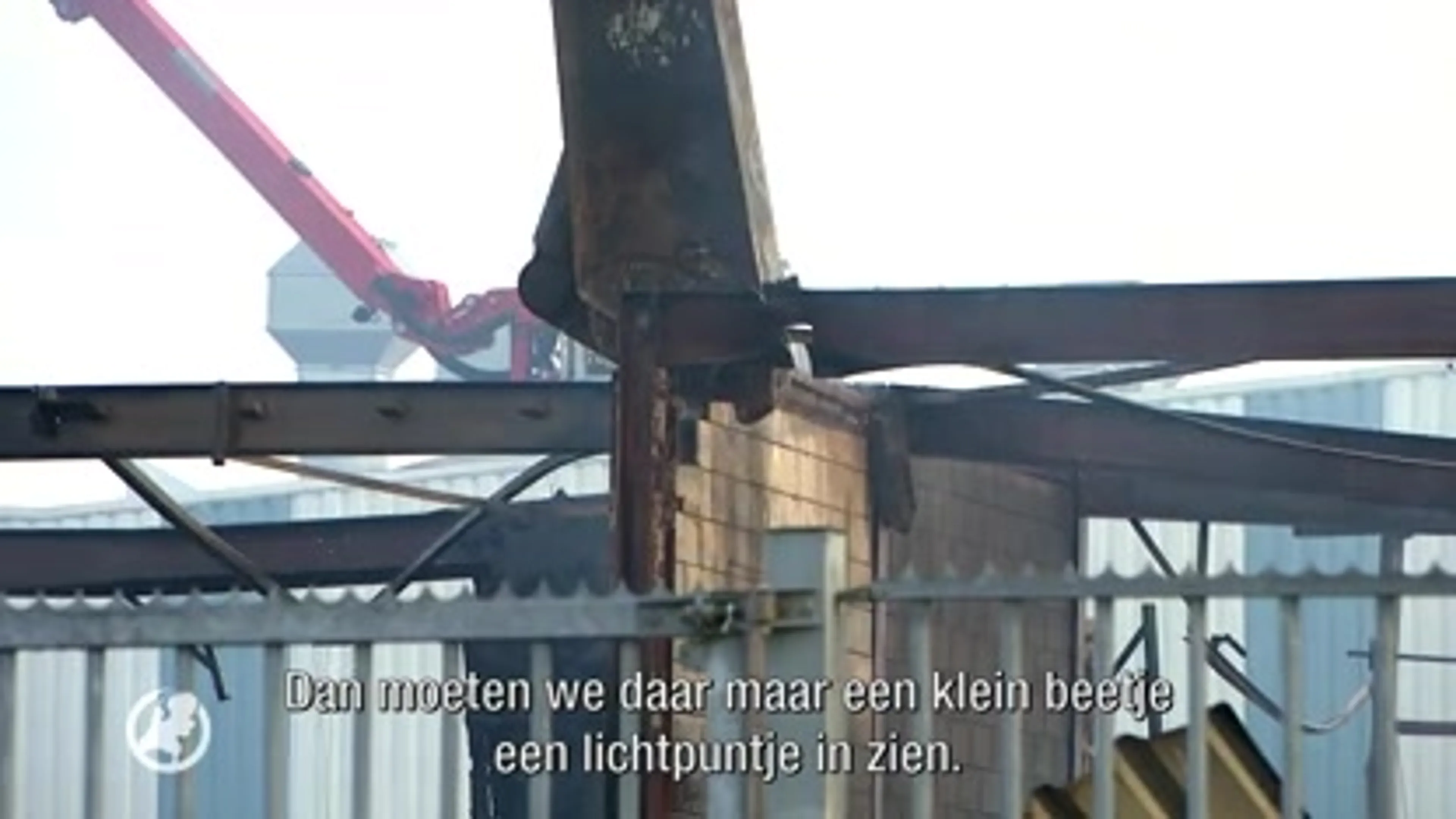 Jan's bedrijf gaat in vlammen op in Alkmaar: 'Het lijkt wel oorlog'