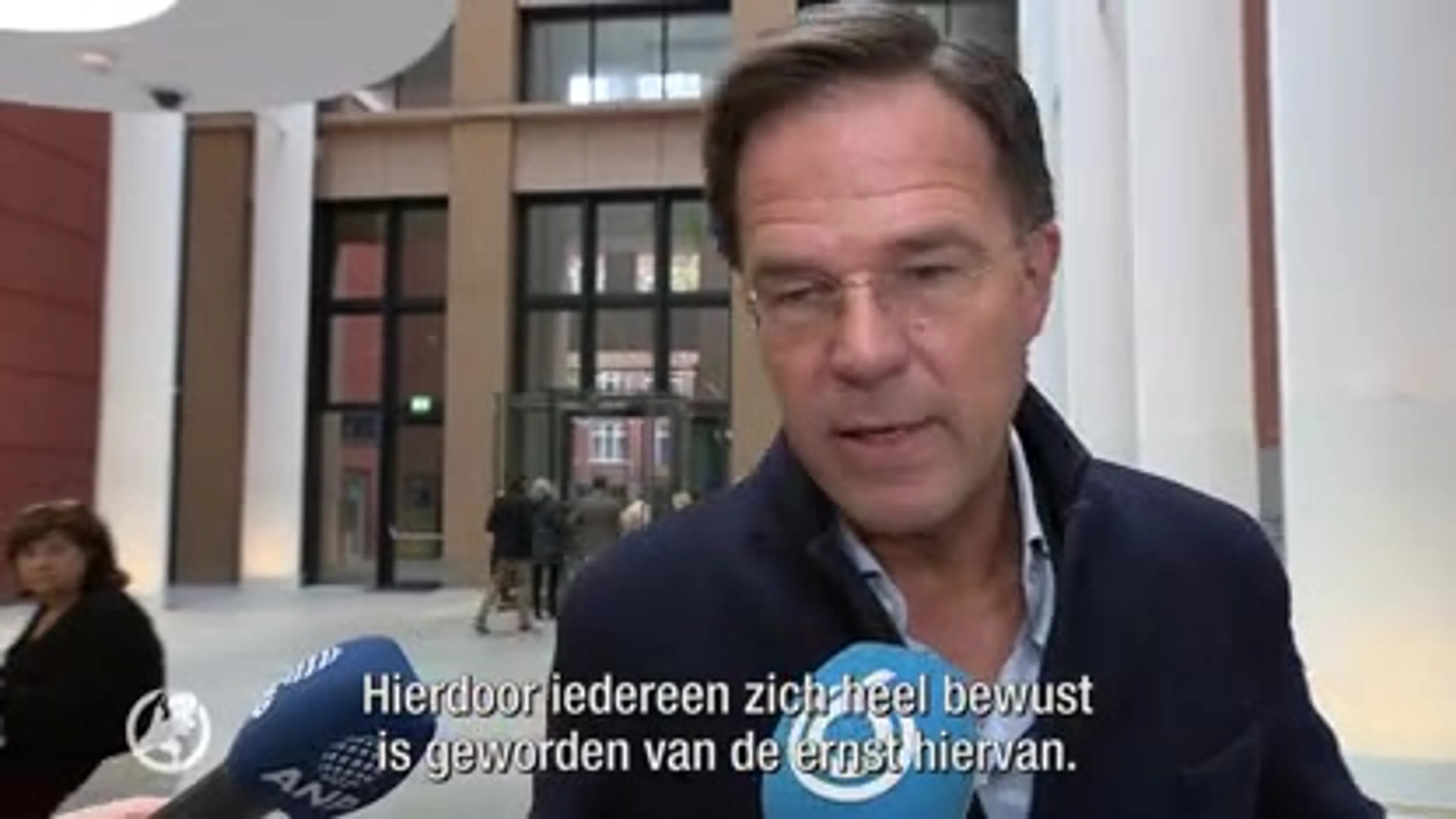 Nieuw racisme op voetbalvelden stemt Rutte hopeloos