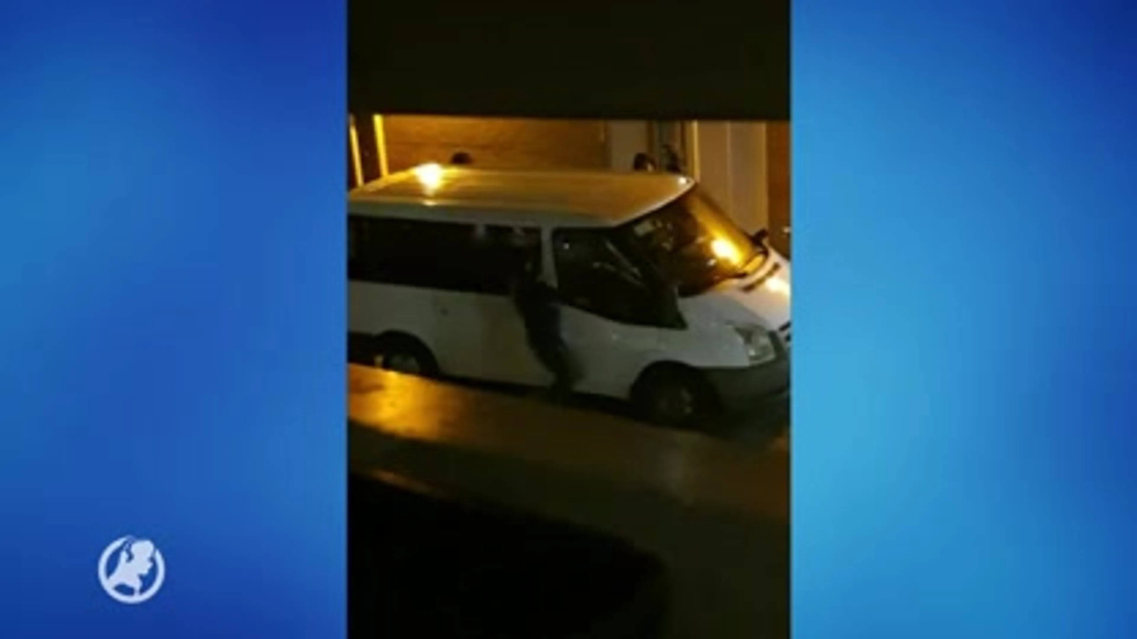 Stichting Open Doors doet geen aangifte tegen jongeren die bus kort en klein sloegen