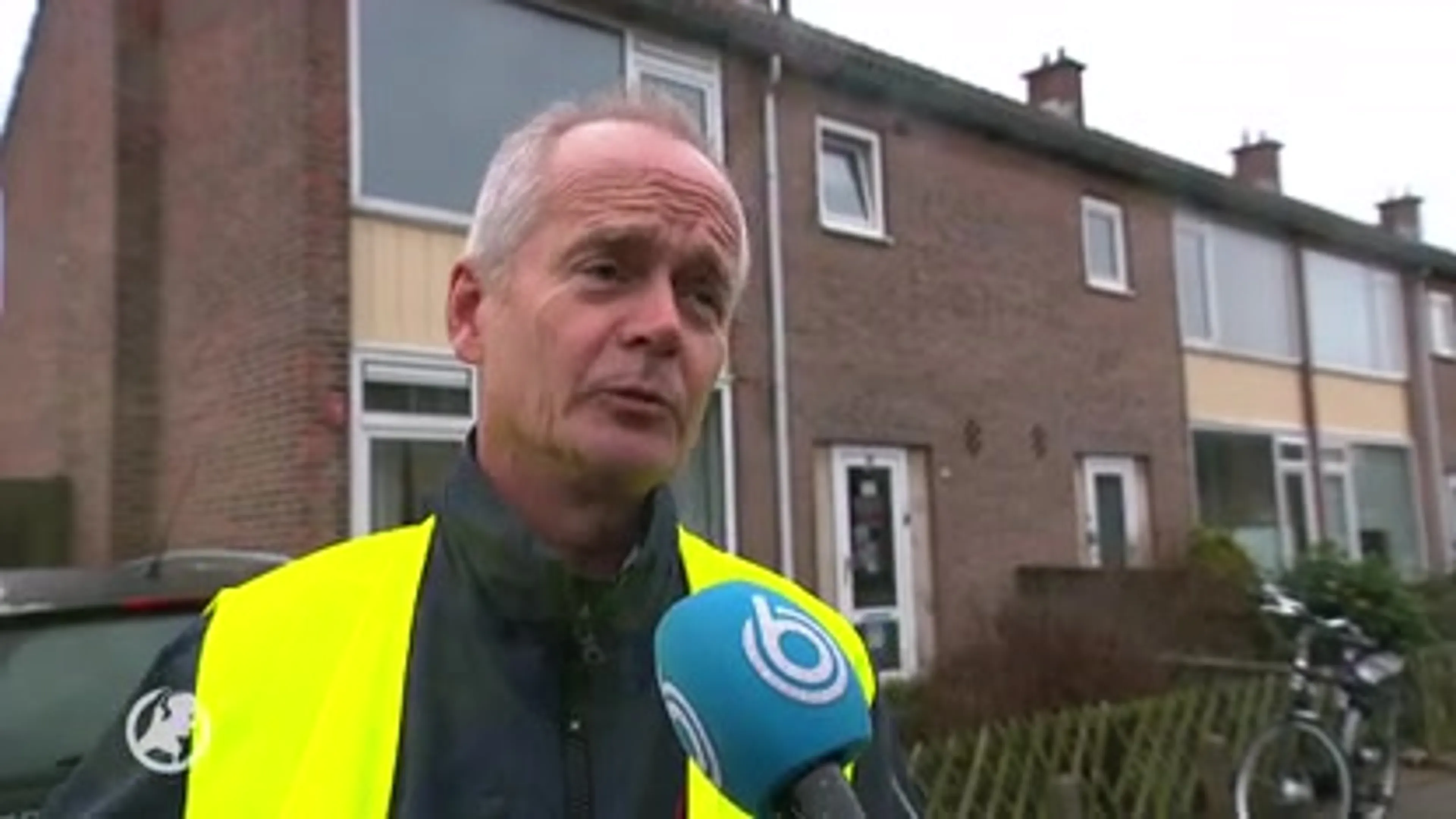 Willem houdt damherten van het spoor met leeuwenpoep