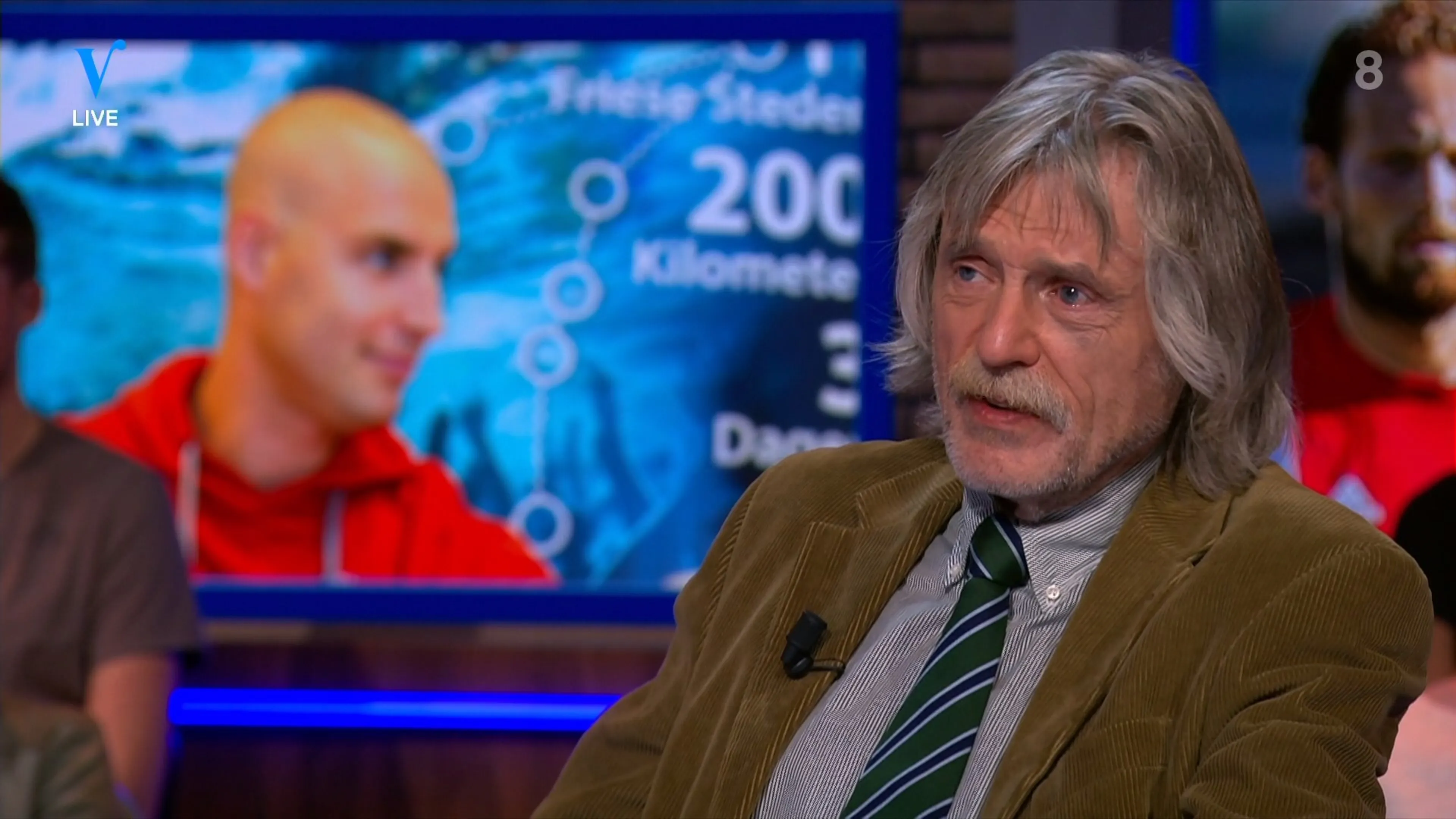 Johan wordt moe van Maarten van der Weijden: 'Laat hem met een collectebus rondgaan'