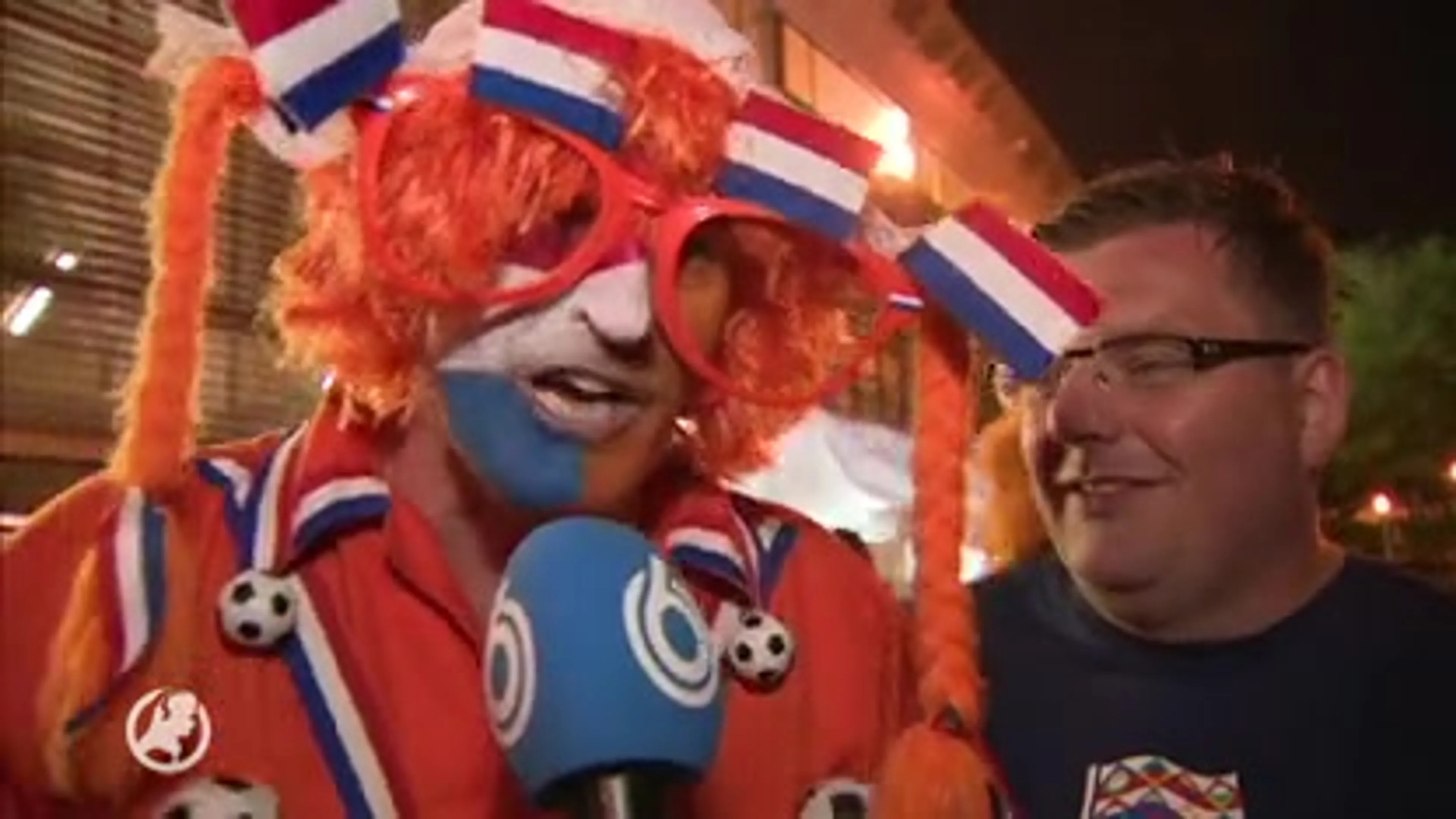 Nederland schiet zichzelf in verlenging naar finale Nations League