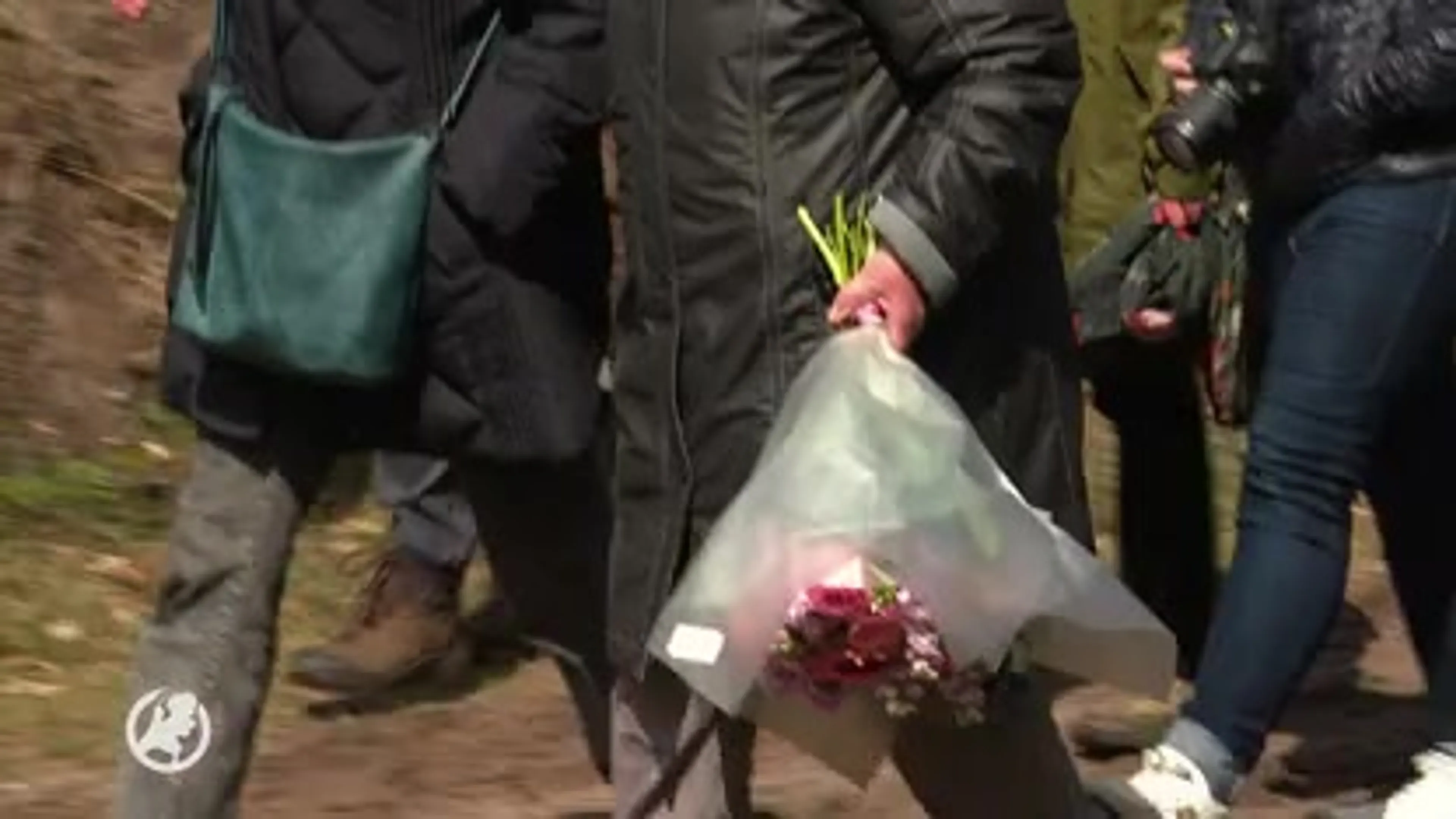 Nabestaanden verzetsman Hovenkamp bezoeken voor eerste maal plek executie