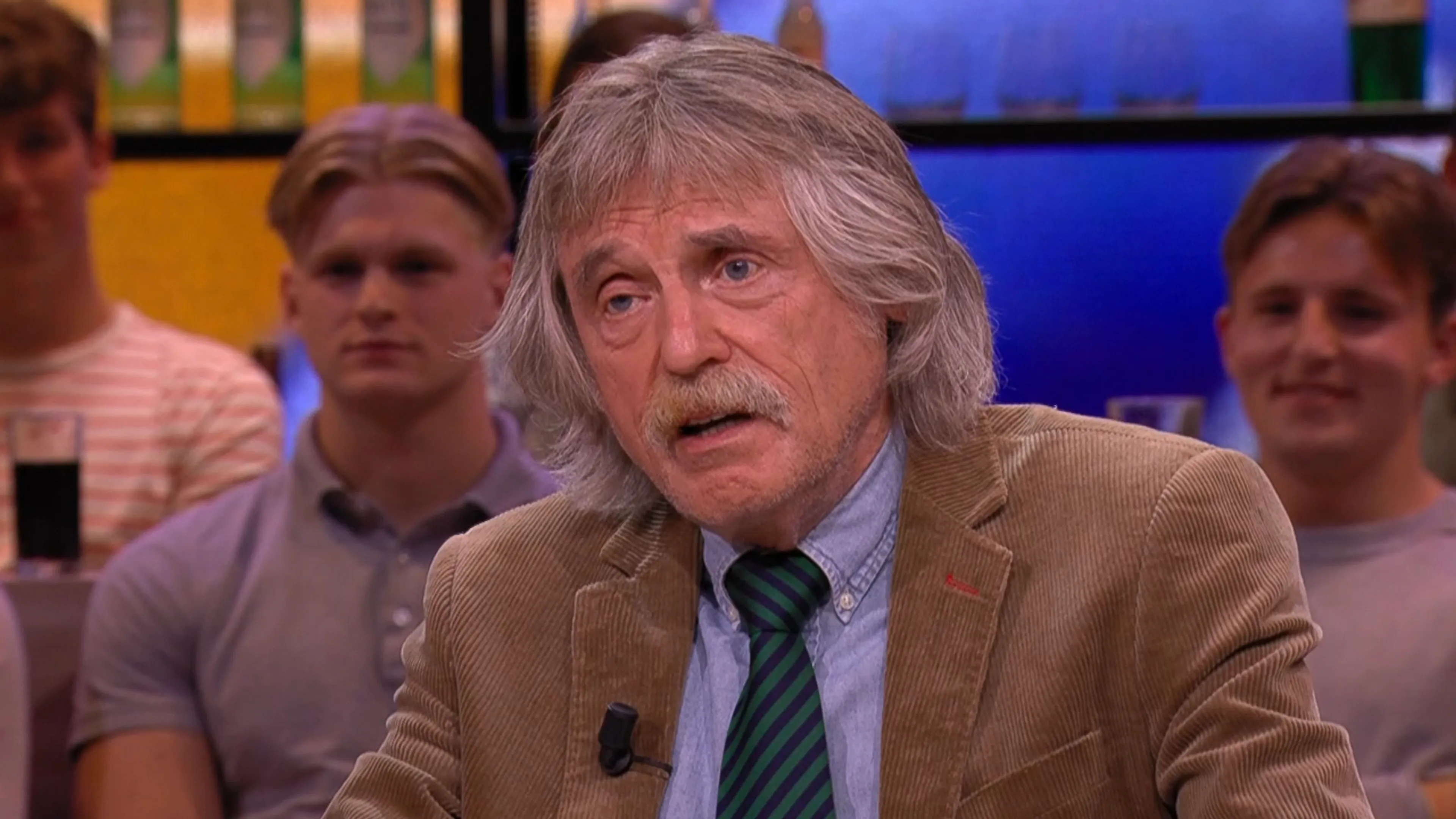 Johan haalt uit naar minister: 'Een goedgeklede, hele vriendelijke, amicale... lafaard!'