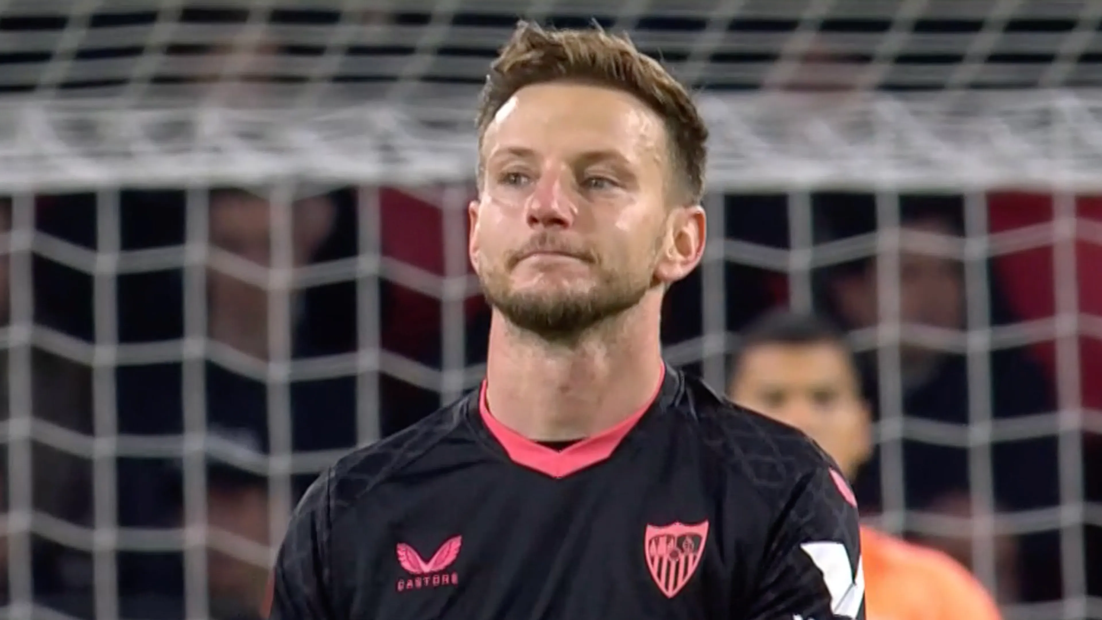 KANS: Rakitic raakt de lat namens Sevilla