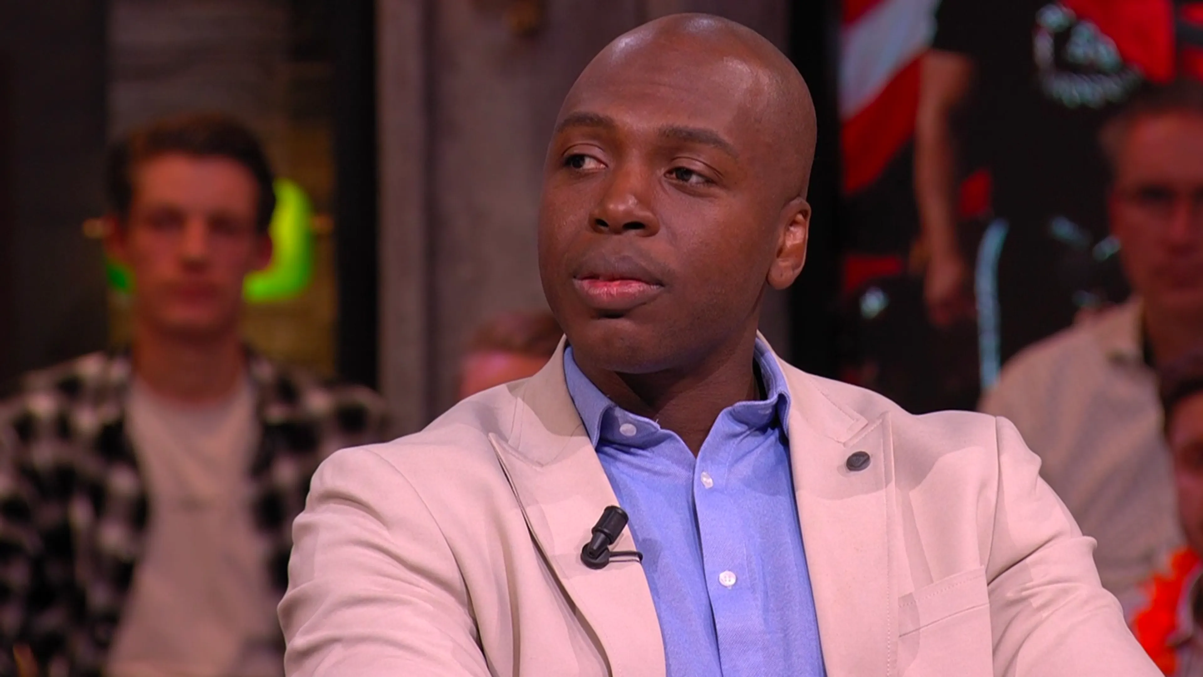 Steven Brunswijk neemt het op voor Ihattaren: 'Vanaf je telefoontje is het makkelijk kletsen'