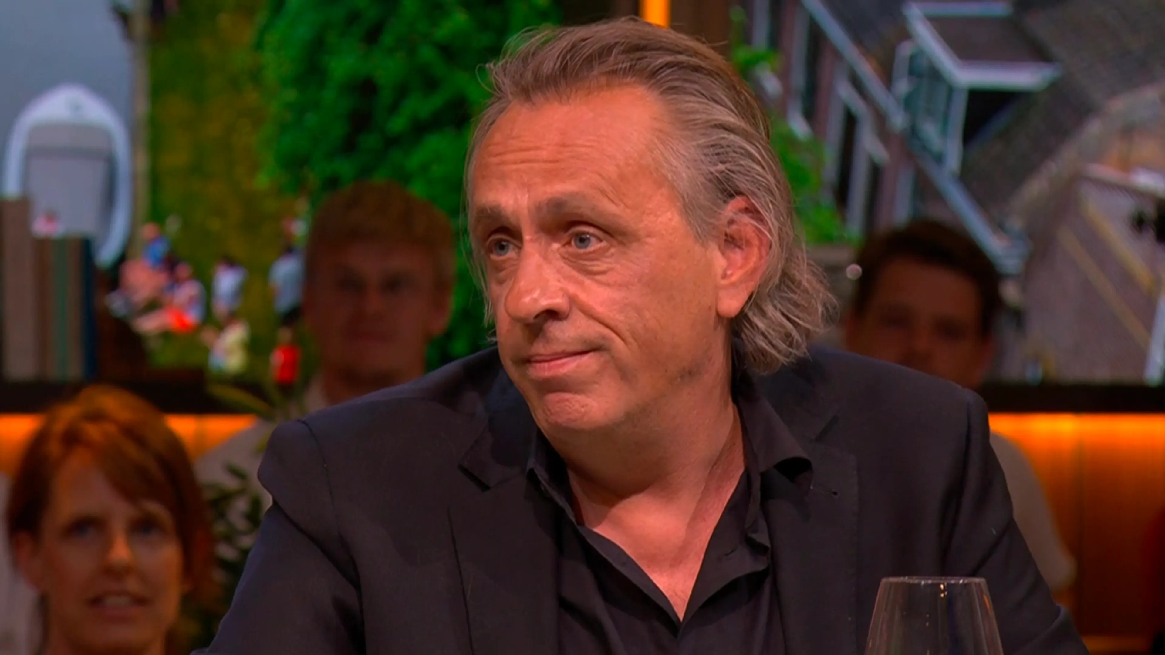 Zeldzaam moment: Marcel voor het eerst niet enthousiast over avondeten van cateraar SBS6
