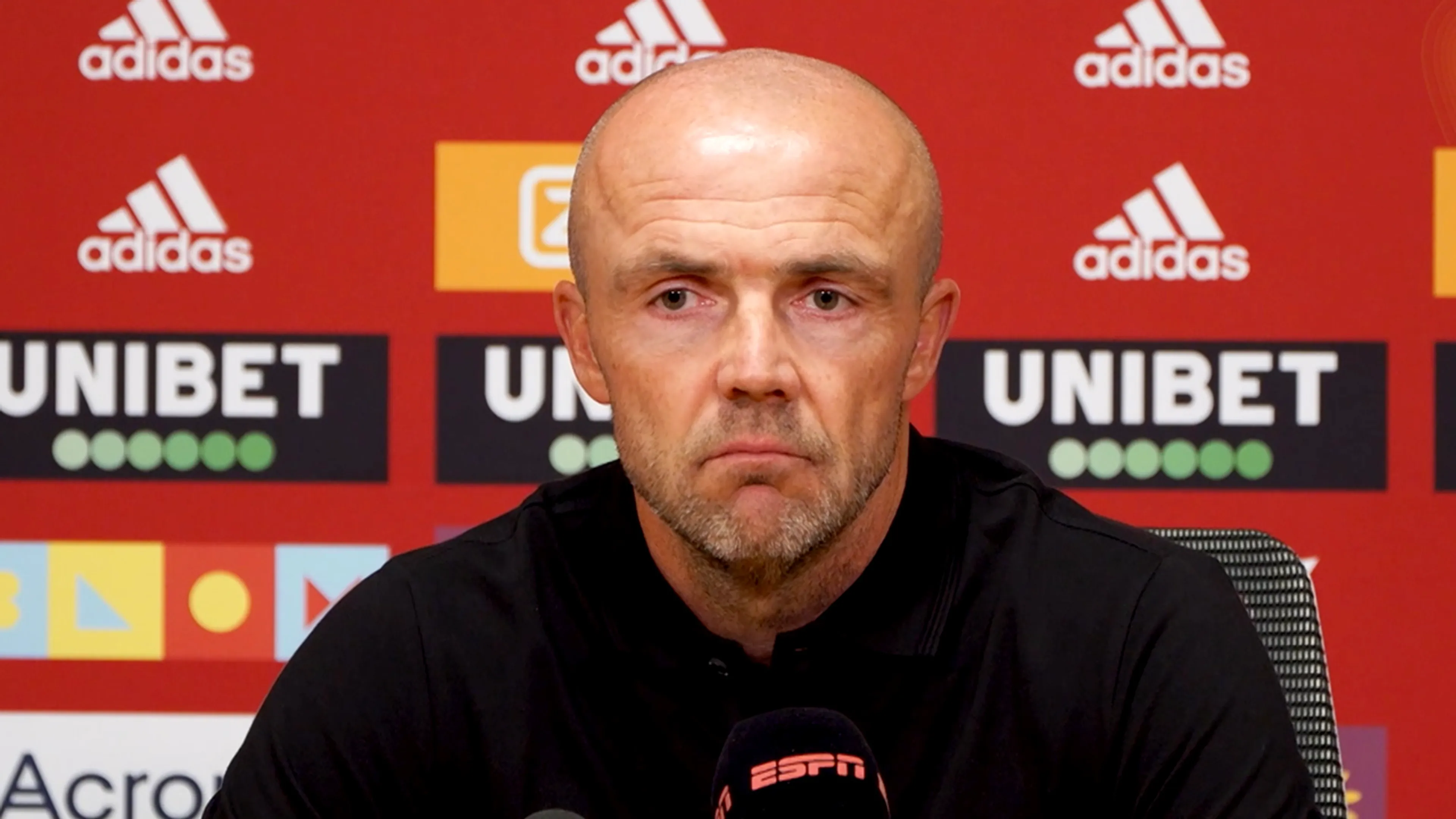 Schreuder stoorde zich aan Antony: 'Een crossball niet met de hak aannemen'