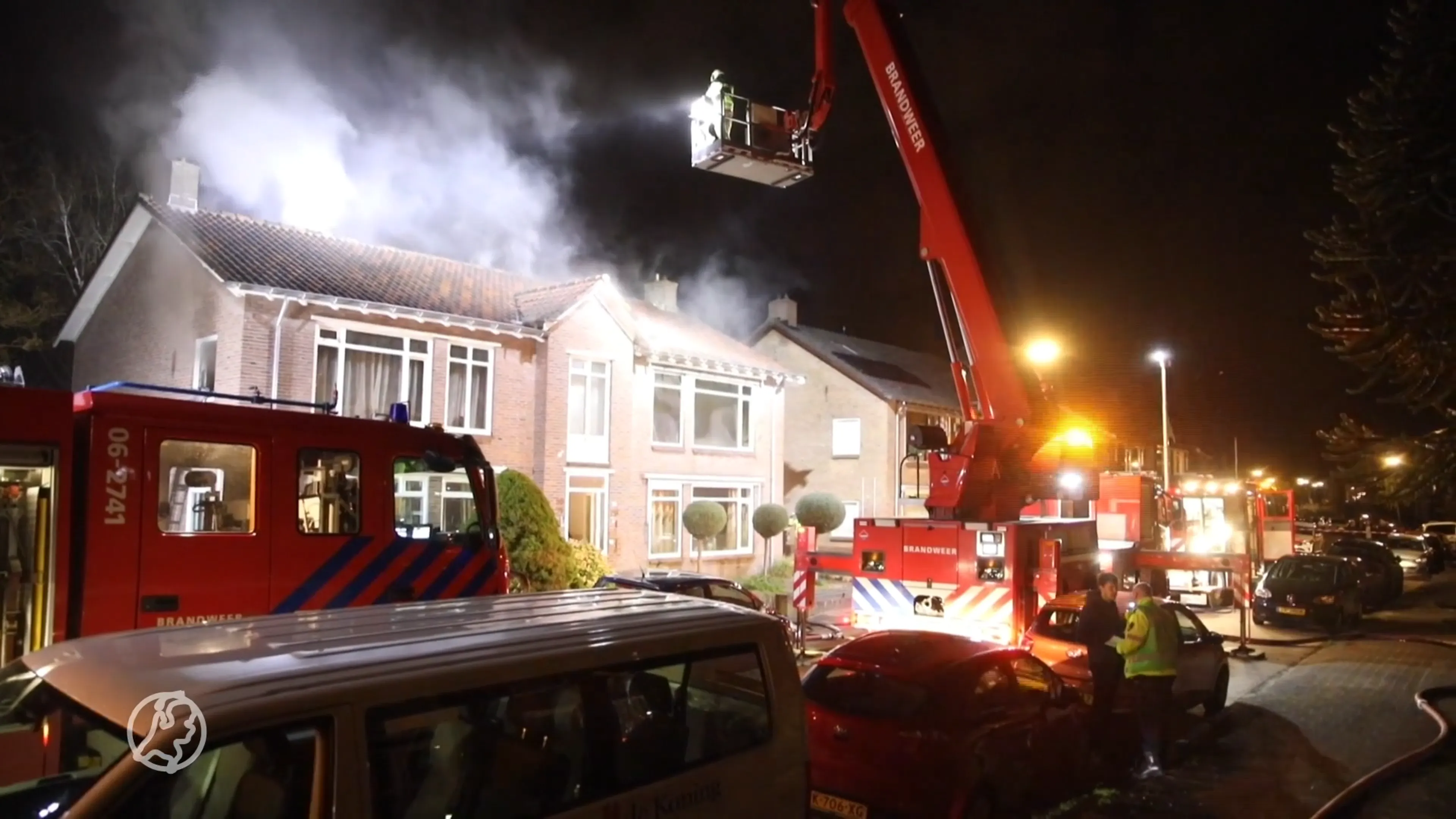 85-jarige bewoonster zwaargewond bij woningbrand in Apeldoorn