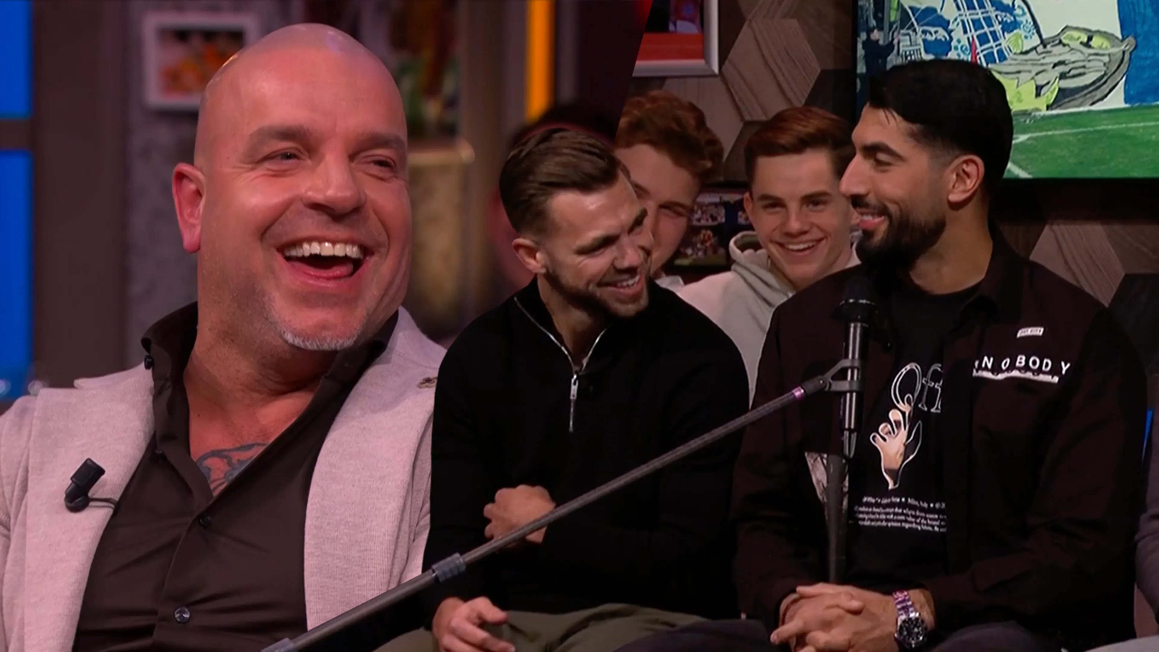 Andy dolt met spelers van SV Spakenburg: ‘Naar de Arena voor de Toppers?’