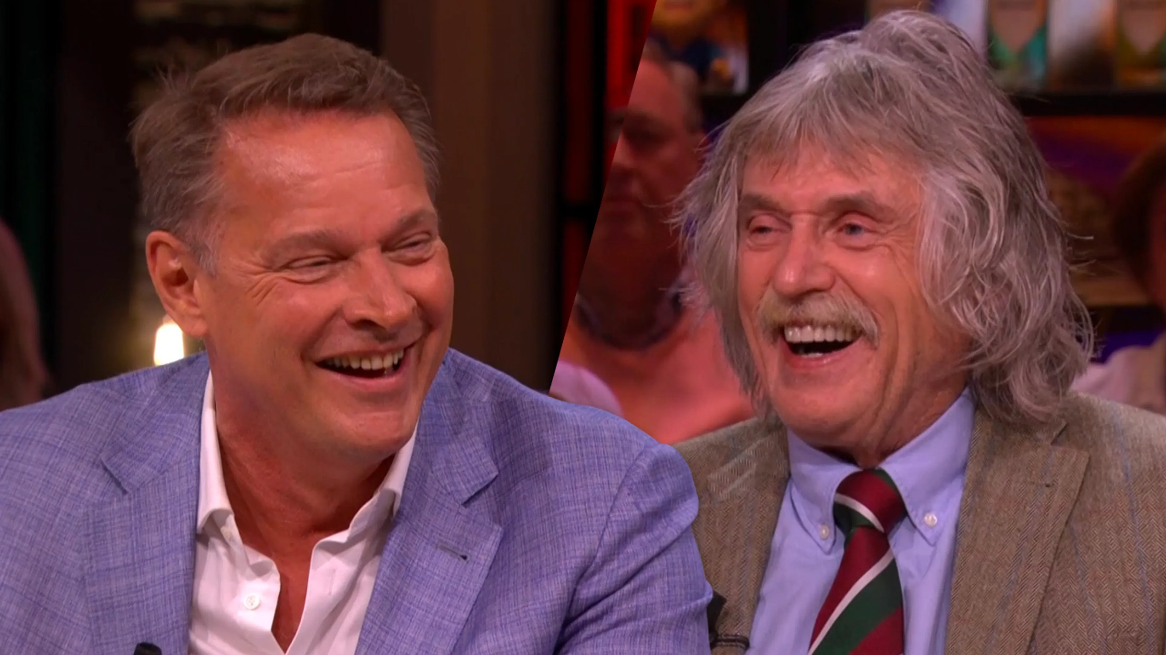 Johan lacht om ordinair grapje Albert Verlinde: 'Nou pas je bij ons!'