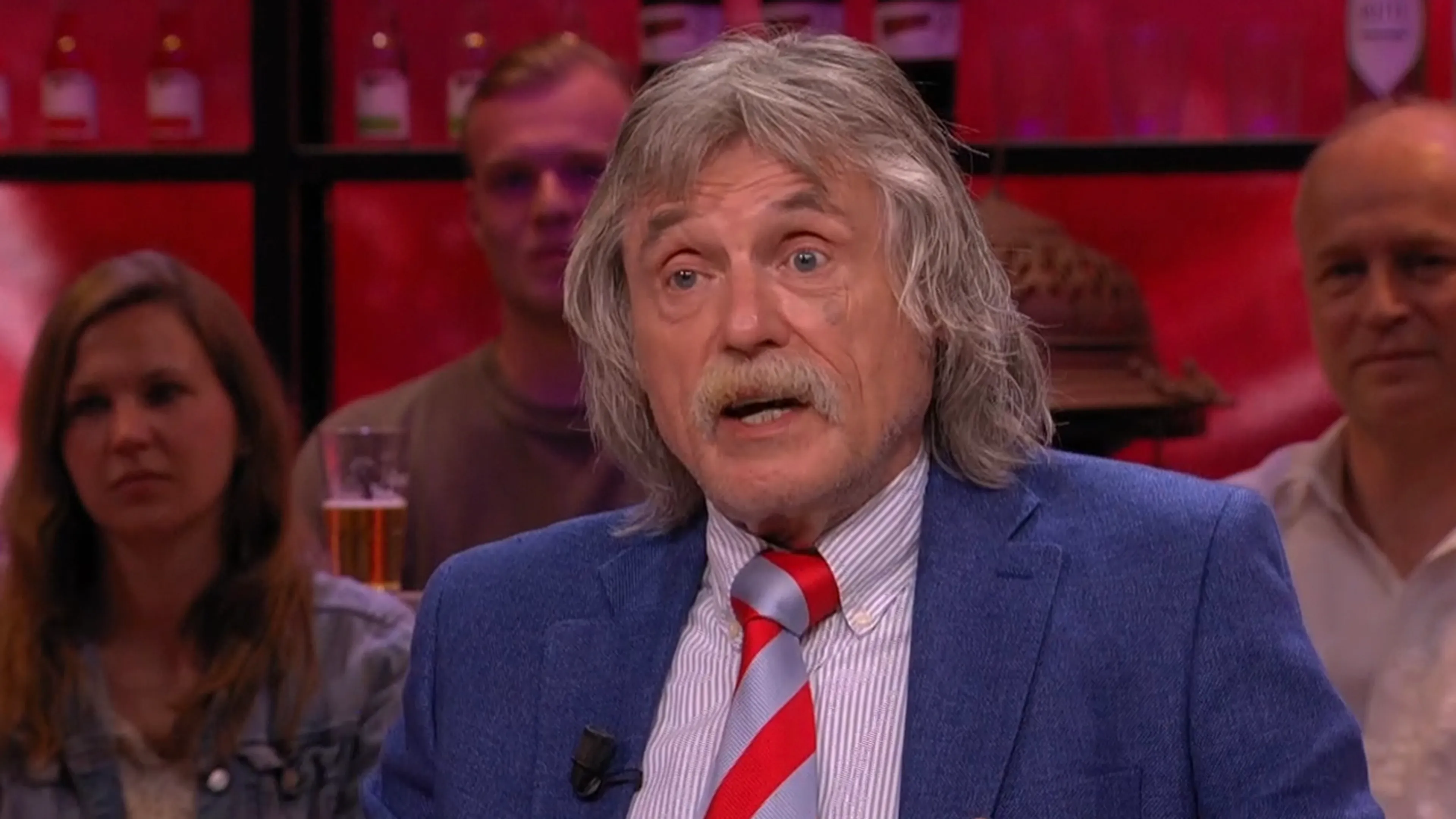 Johan maakt gehakt van vleestaks: 'De betutteling, het is om gek van te worden!'