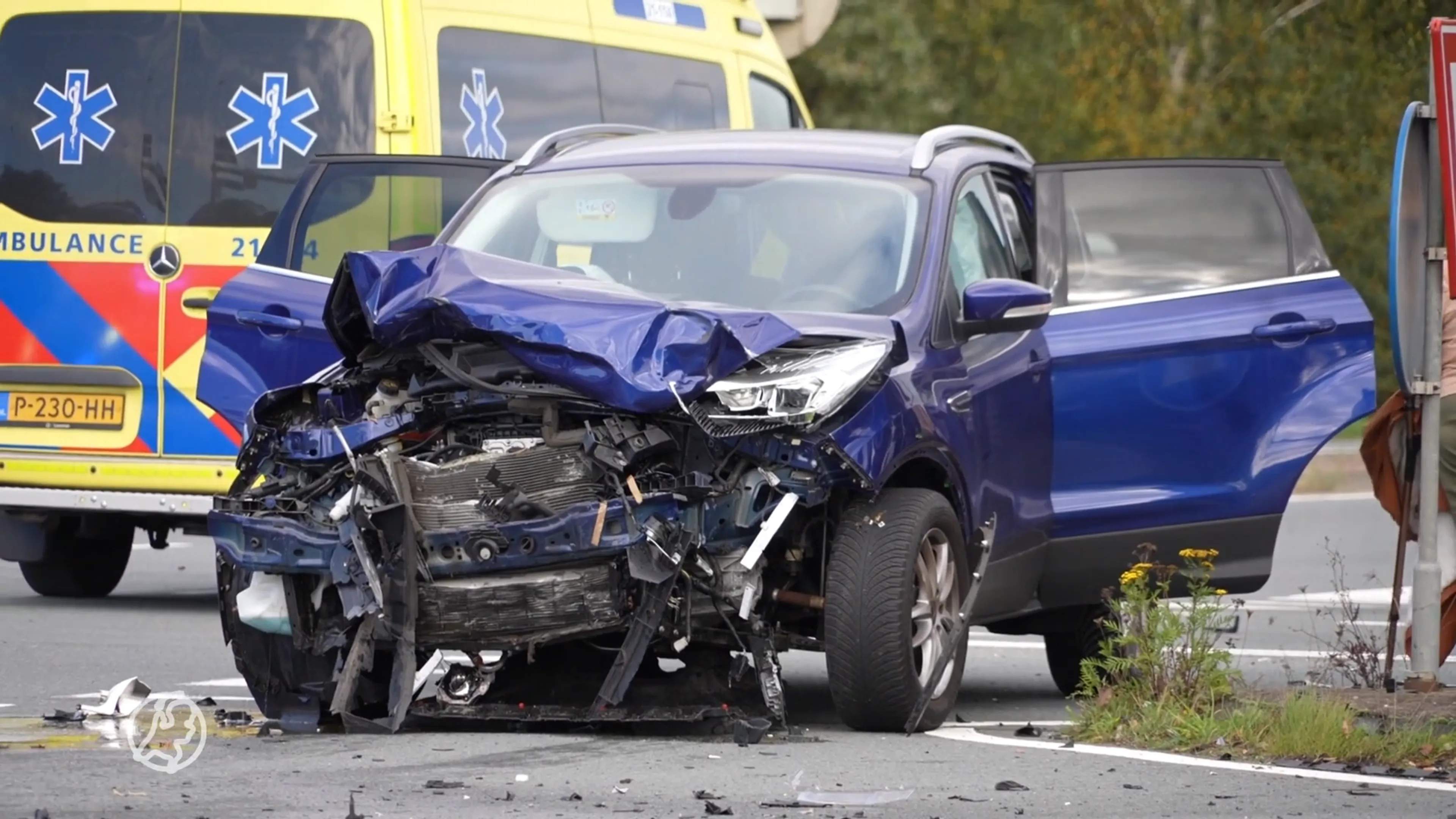 Moeder en kinderen betrokken bij aanrijding