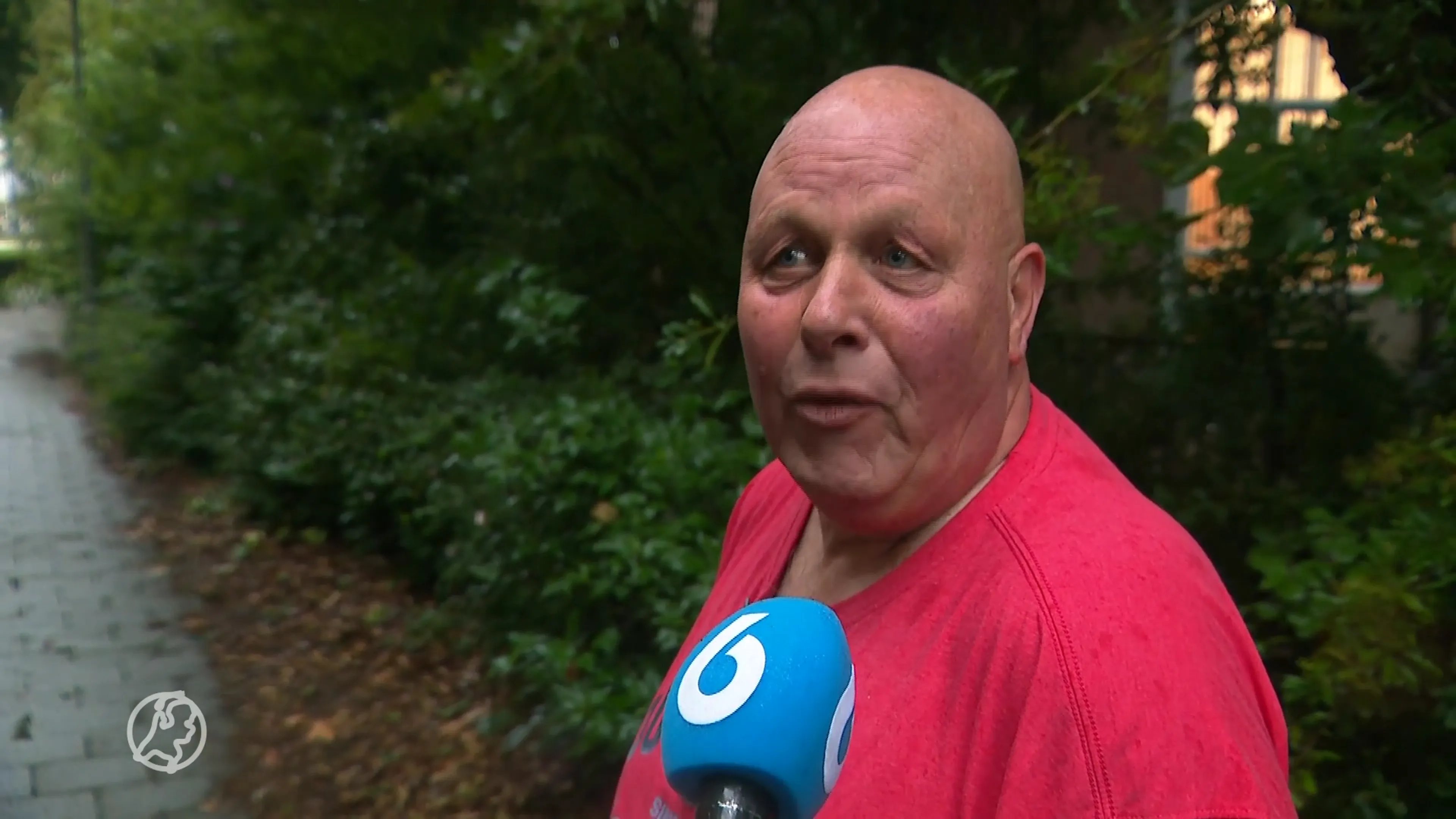 Buurtbewoners geschrokken door explosie bij Rotterdamse portiek