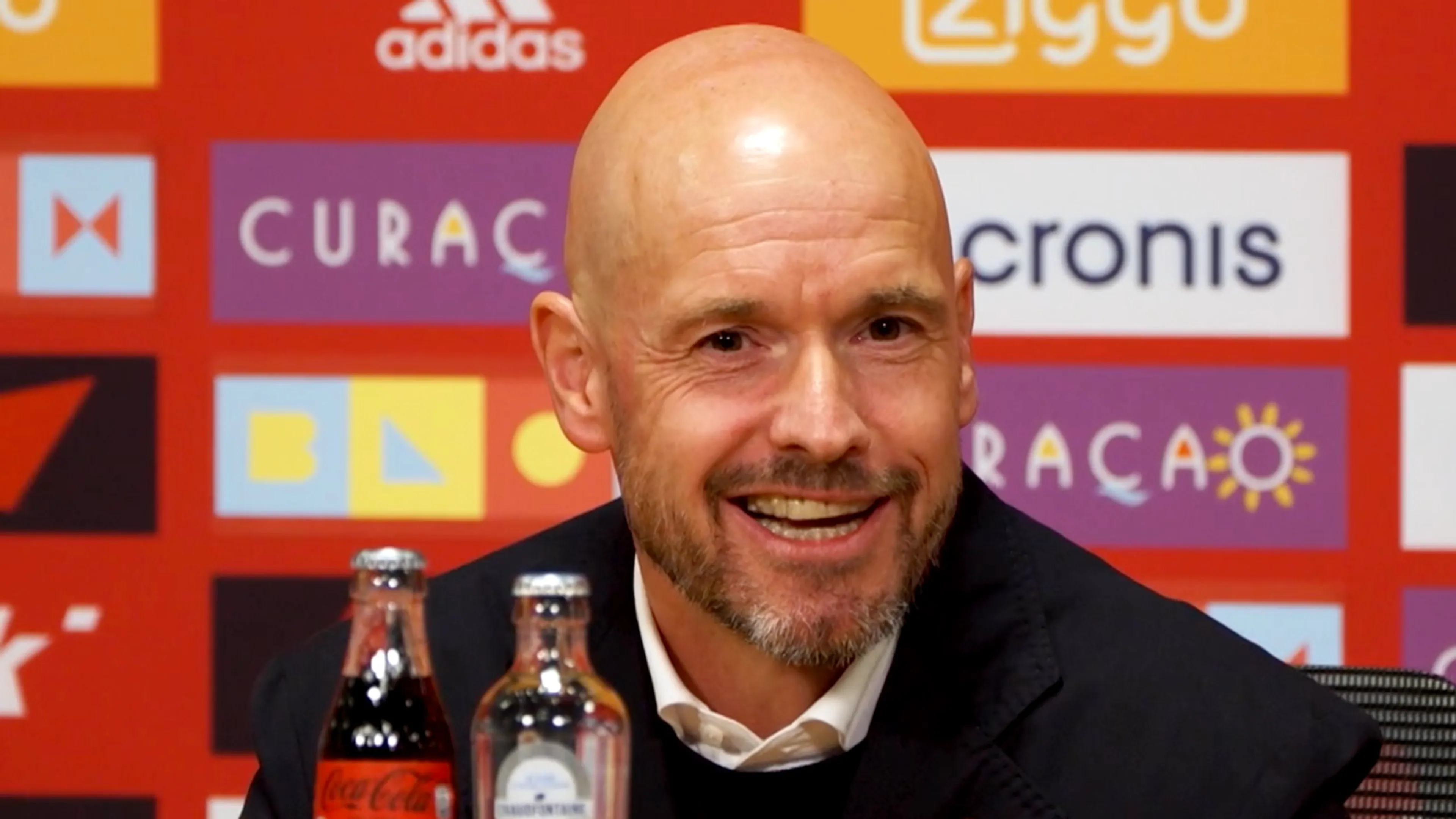 Ten Hag: ‘Ik doe alles maximaal, óók feesten!’