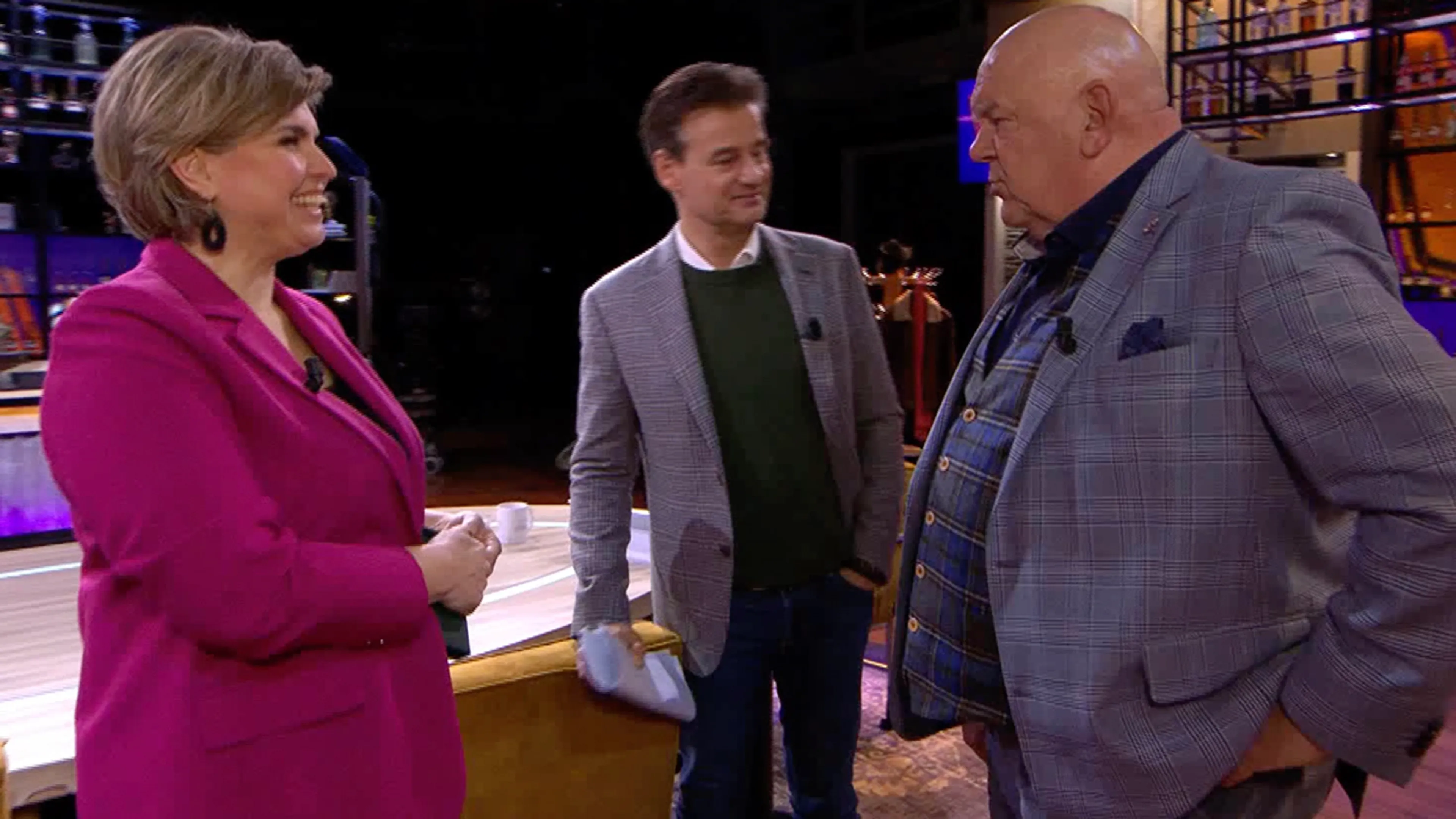 In de Wandelgangen met Angela en Pieter: 'Dit mocht niet uitgezonden worden?!'