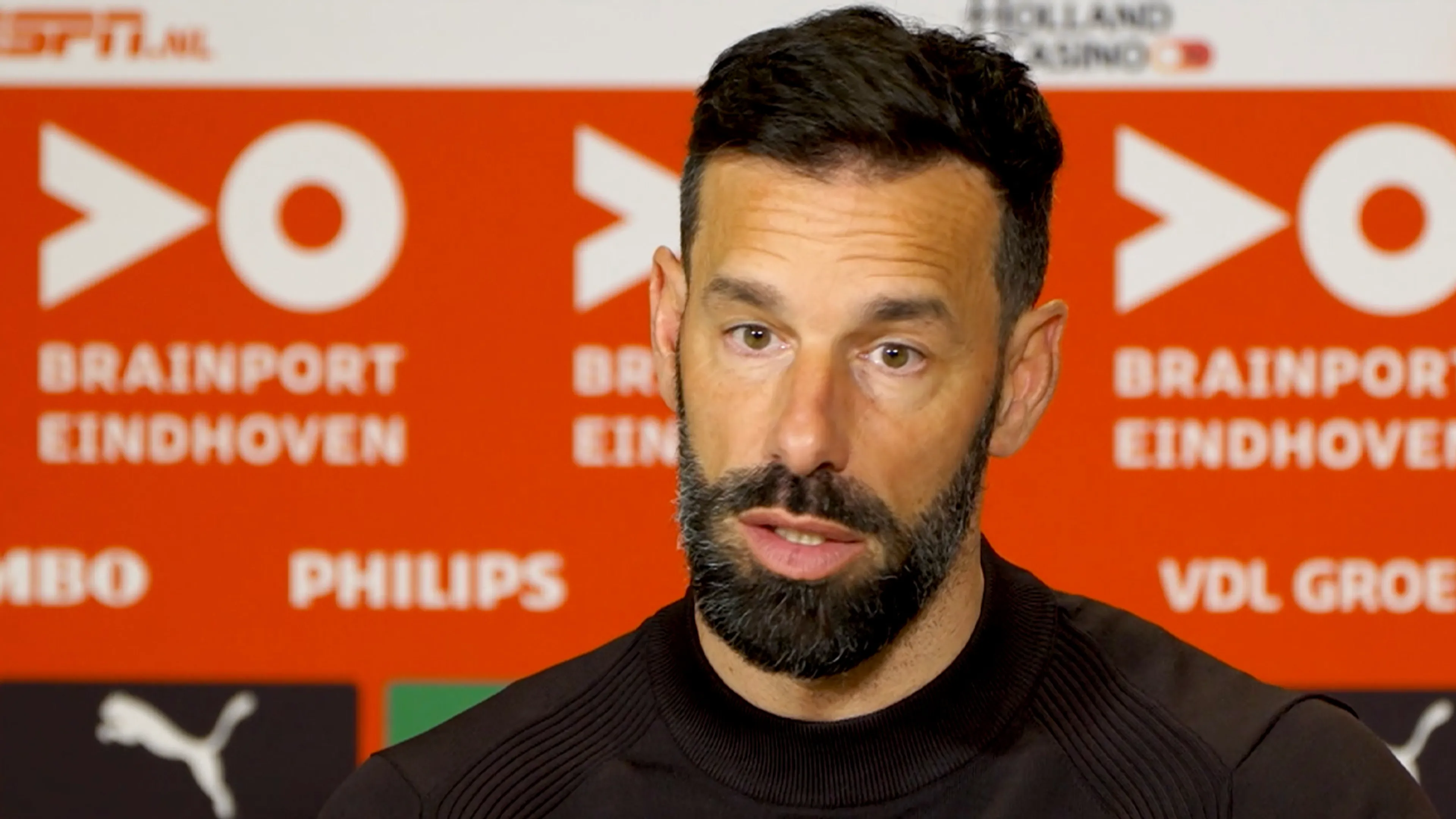 Van Nistelrooij overtuigd van aangescherpte publieksregels: 'Dit gaat goedkomen'