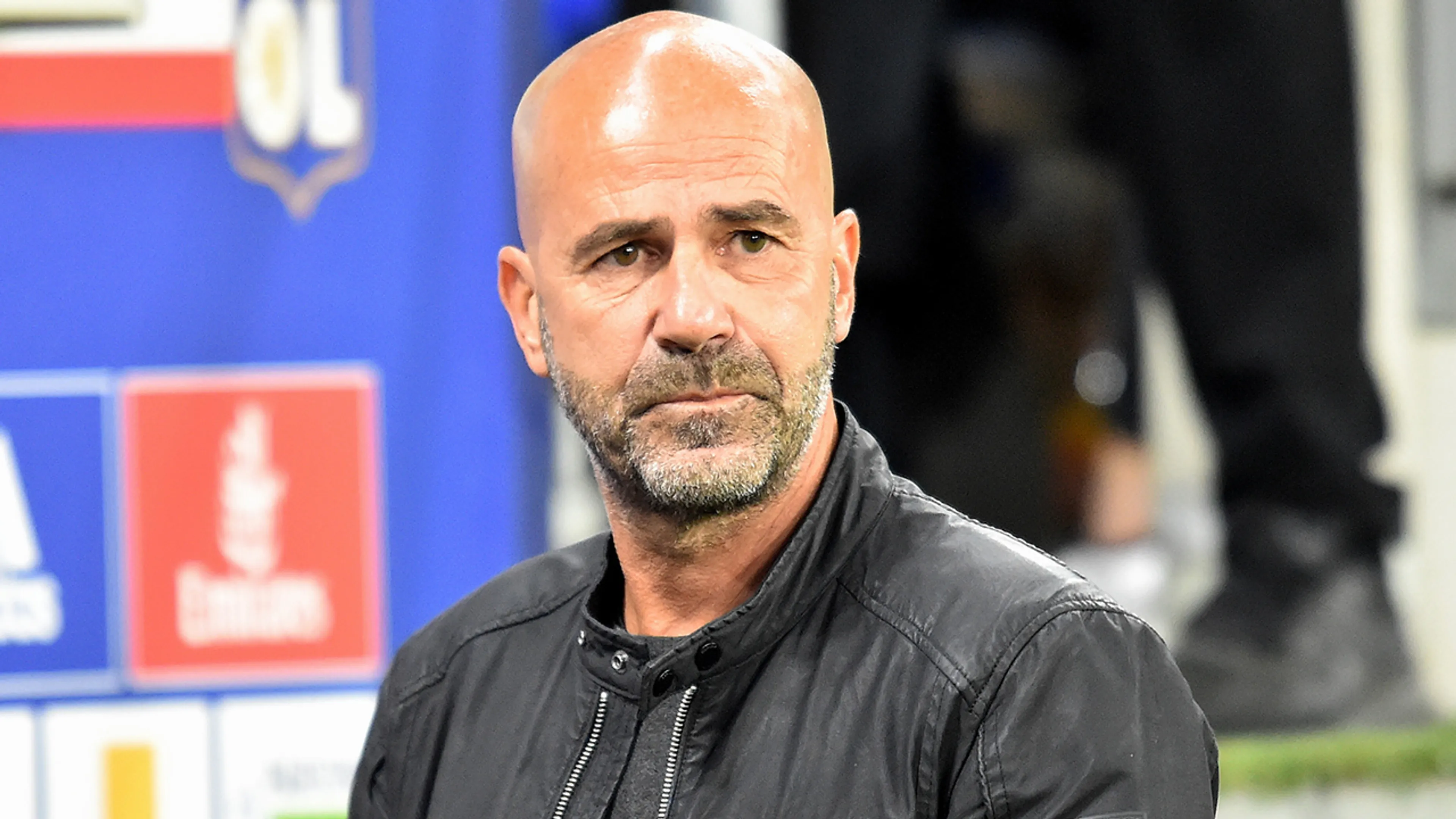 'Peter Bosz wordt genoemd als opvolger van Roger Schmidt bij PSV'
