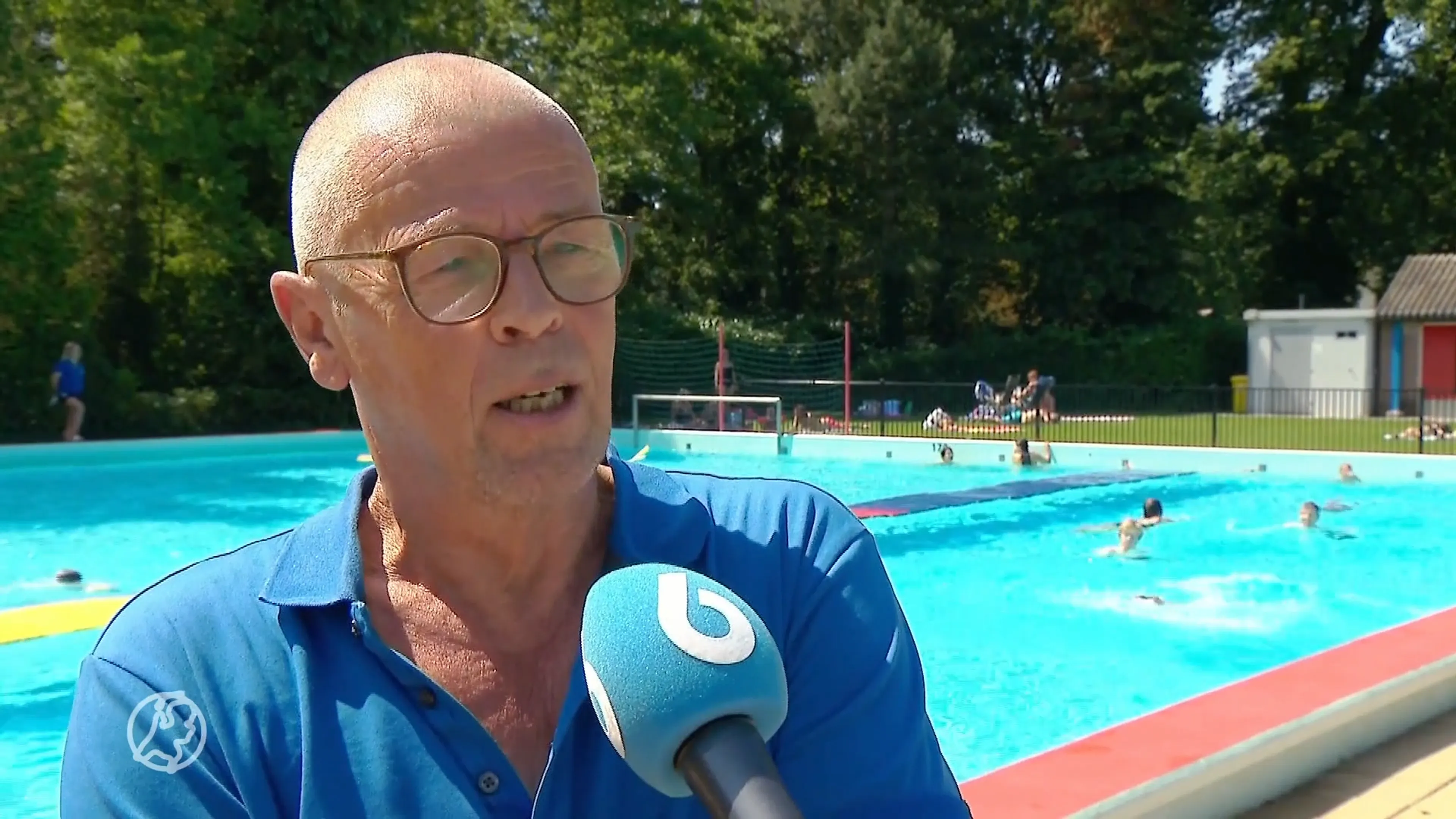 Badmeesters luiden noodklok over zwemniveau van kinderen: 'Diploma's niet altijd goed genoeg'