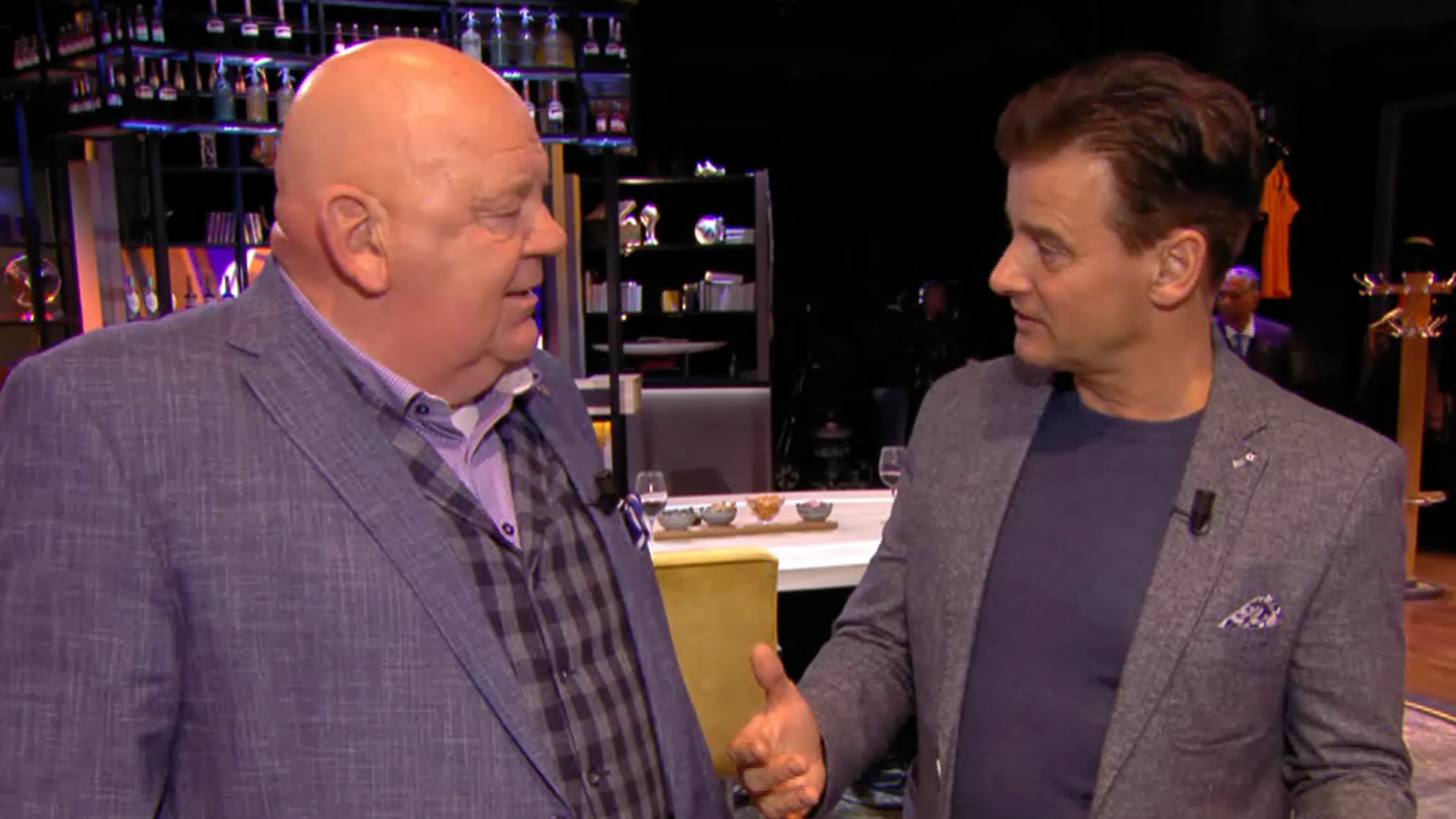 Pieter Cobelens blikt terug op parodie bij Vandaag Inside: 'Ik vond 'm écht heel erg leuk!'