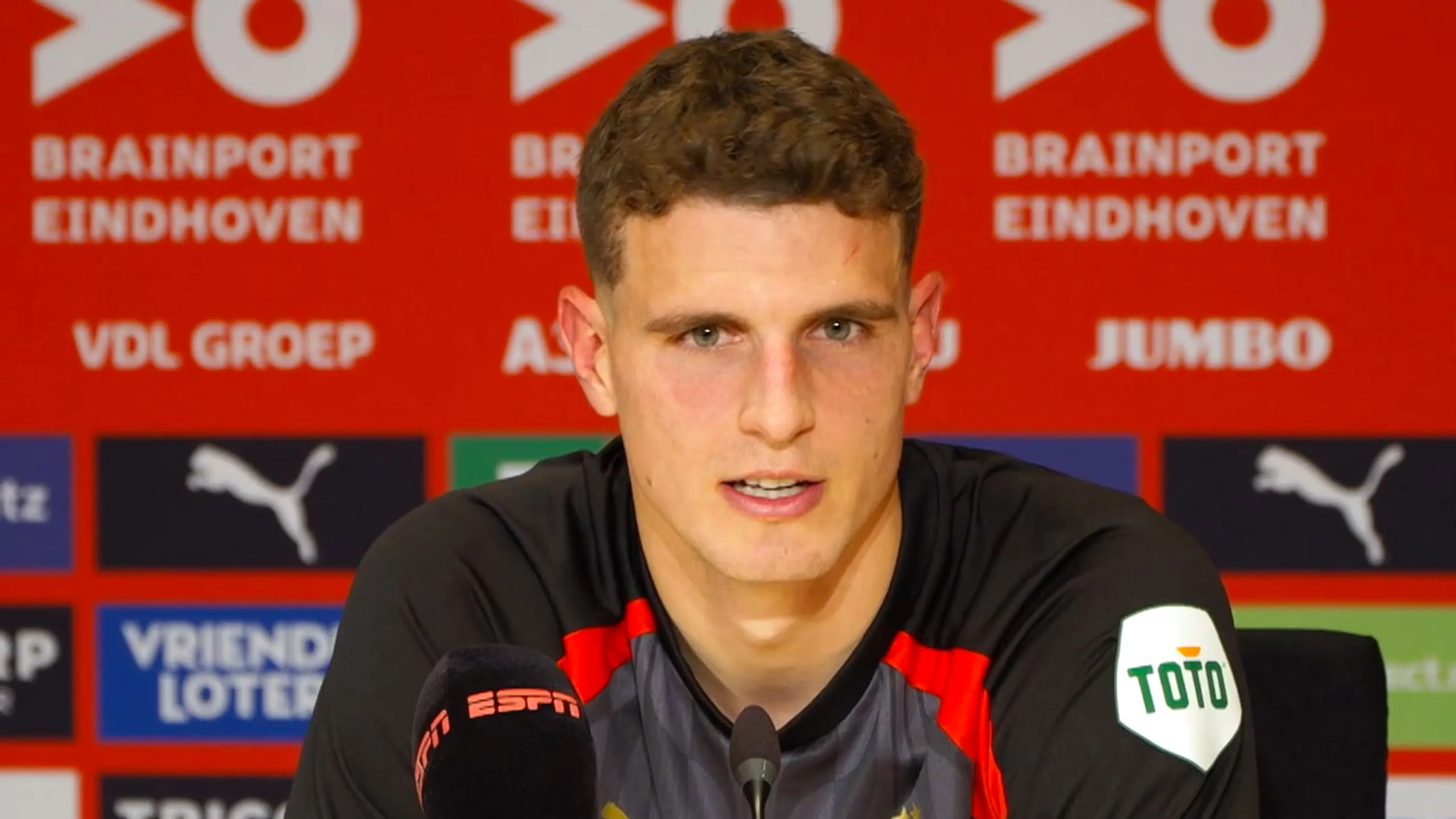 Til: ‘Ik denk niet dat Ajax mee gaat doen om het kampioenschap’