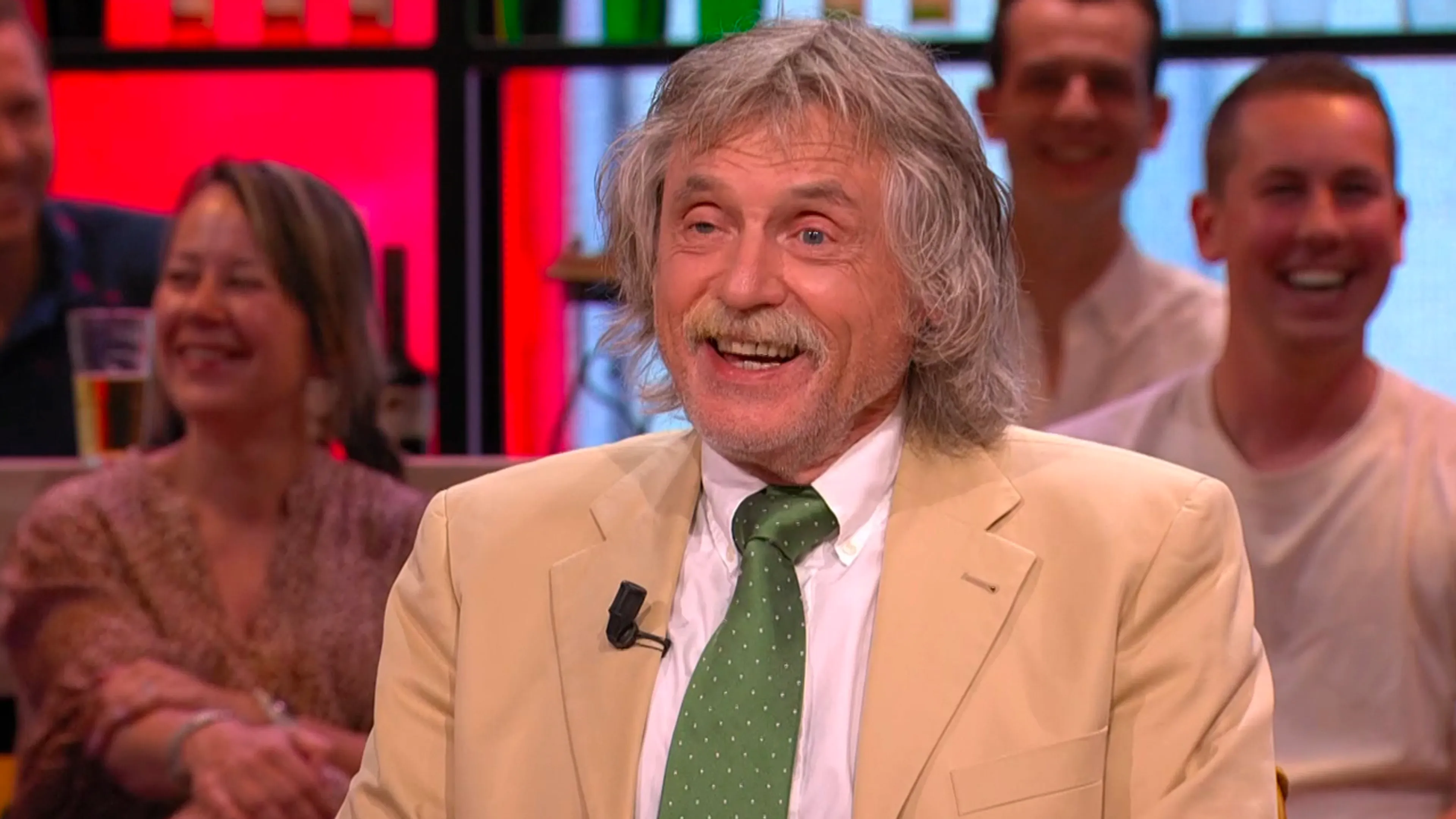 Johan ziet compilatie van Vandaag Inside: 'Dit zijn ook echt hoogtepunten!'
