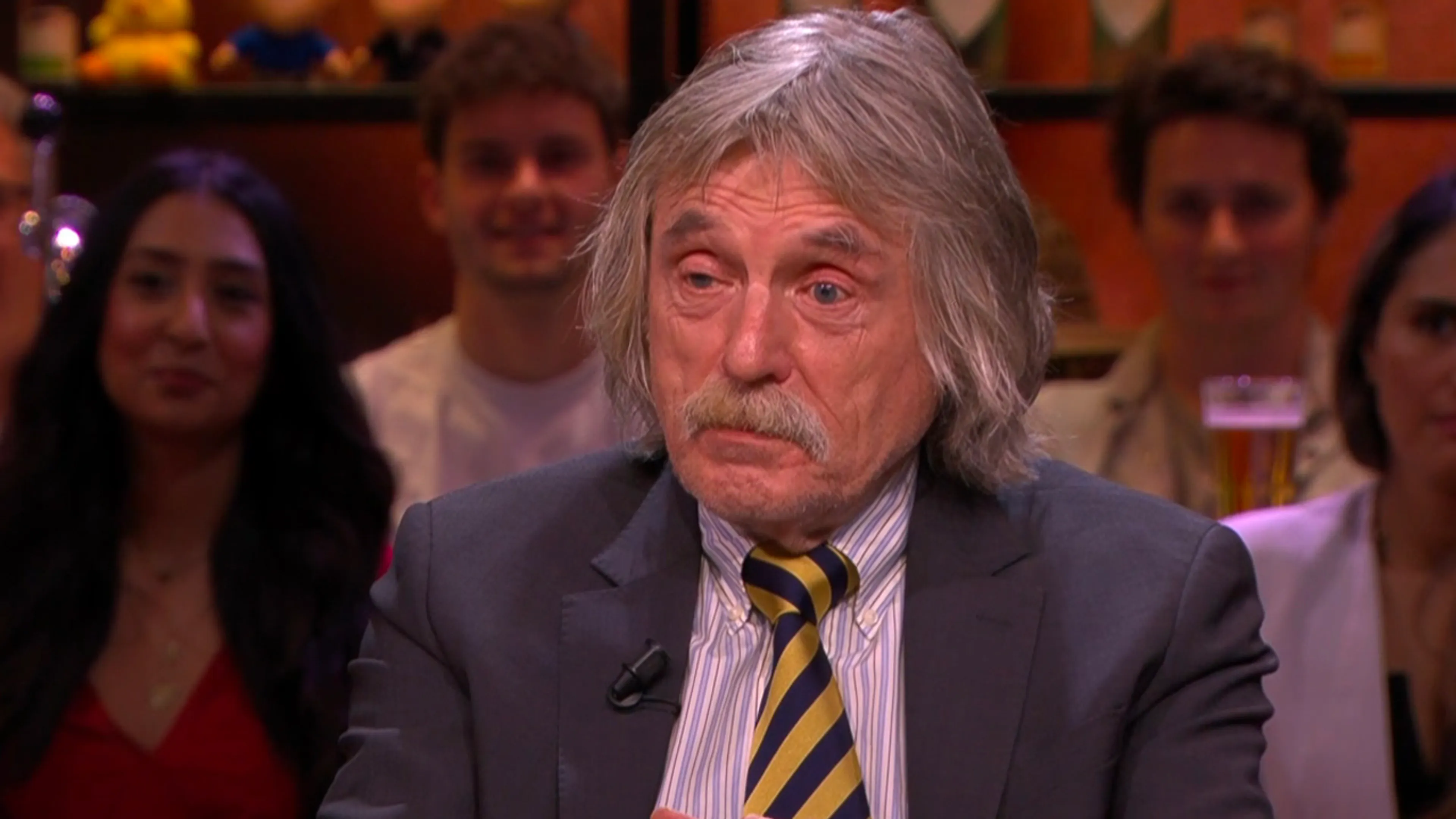 'Lekkere hengst' Johan Derksen mist op haar na de titel 'Sexiest Man Alive 2023'