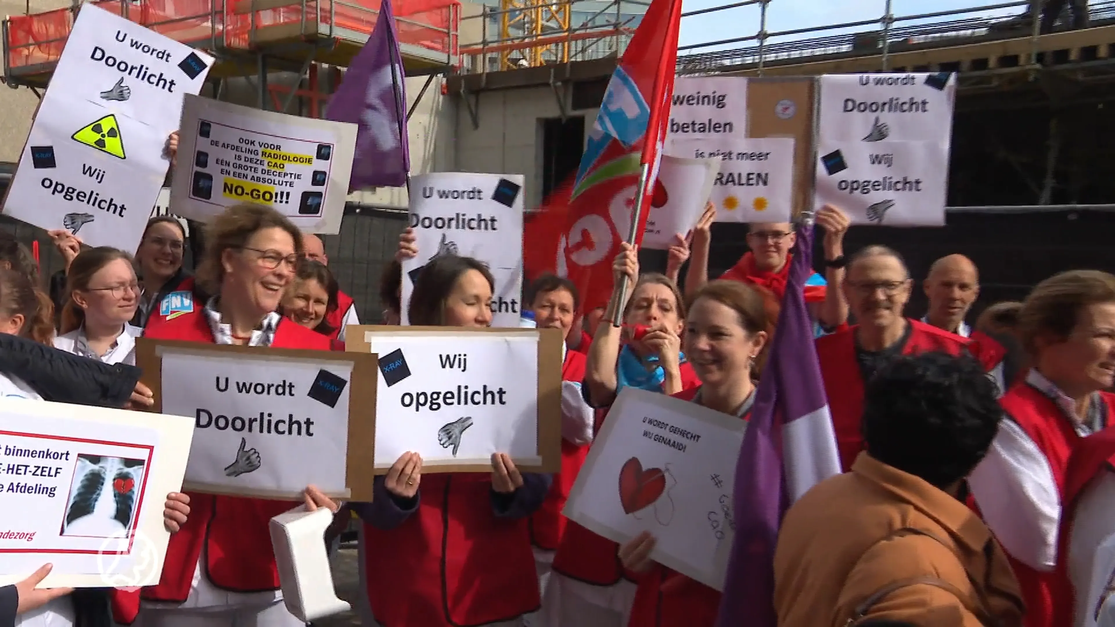 Ziekenhuispersoneel legt het werk neer voor betere cao
