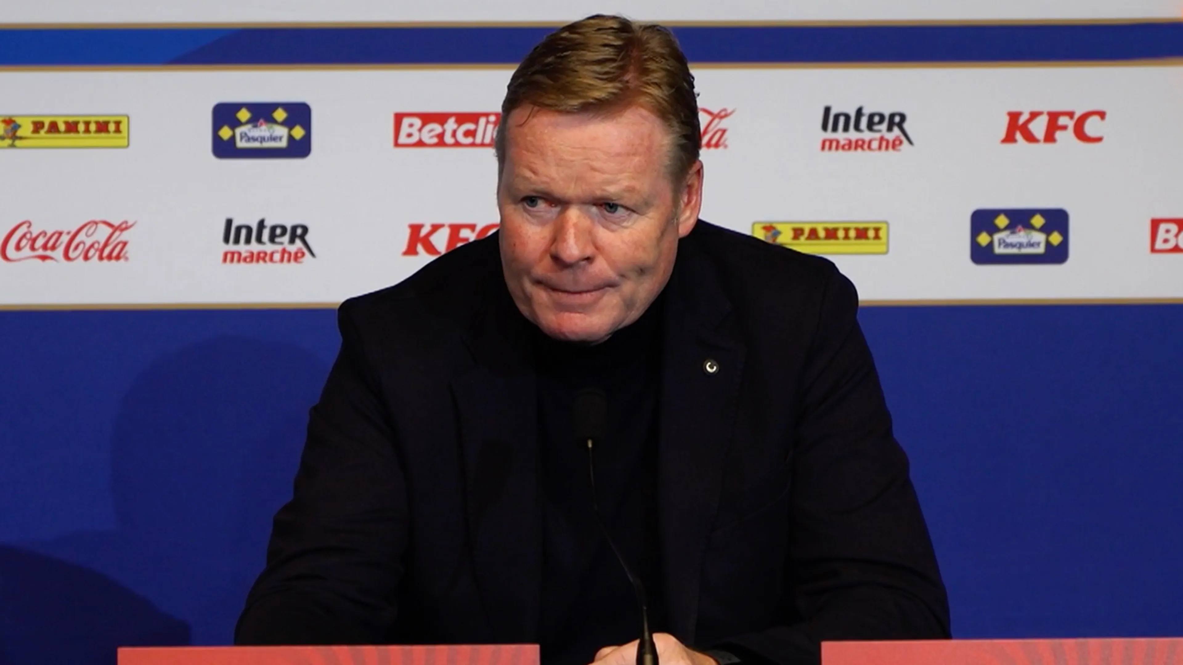 Koeman spaarde Wieffer tegen Frankrijk: 'Ik moet hem dan beschermen'